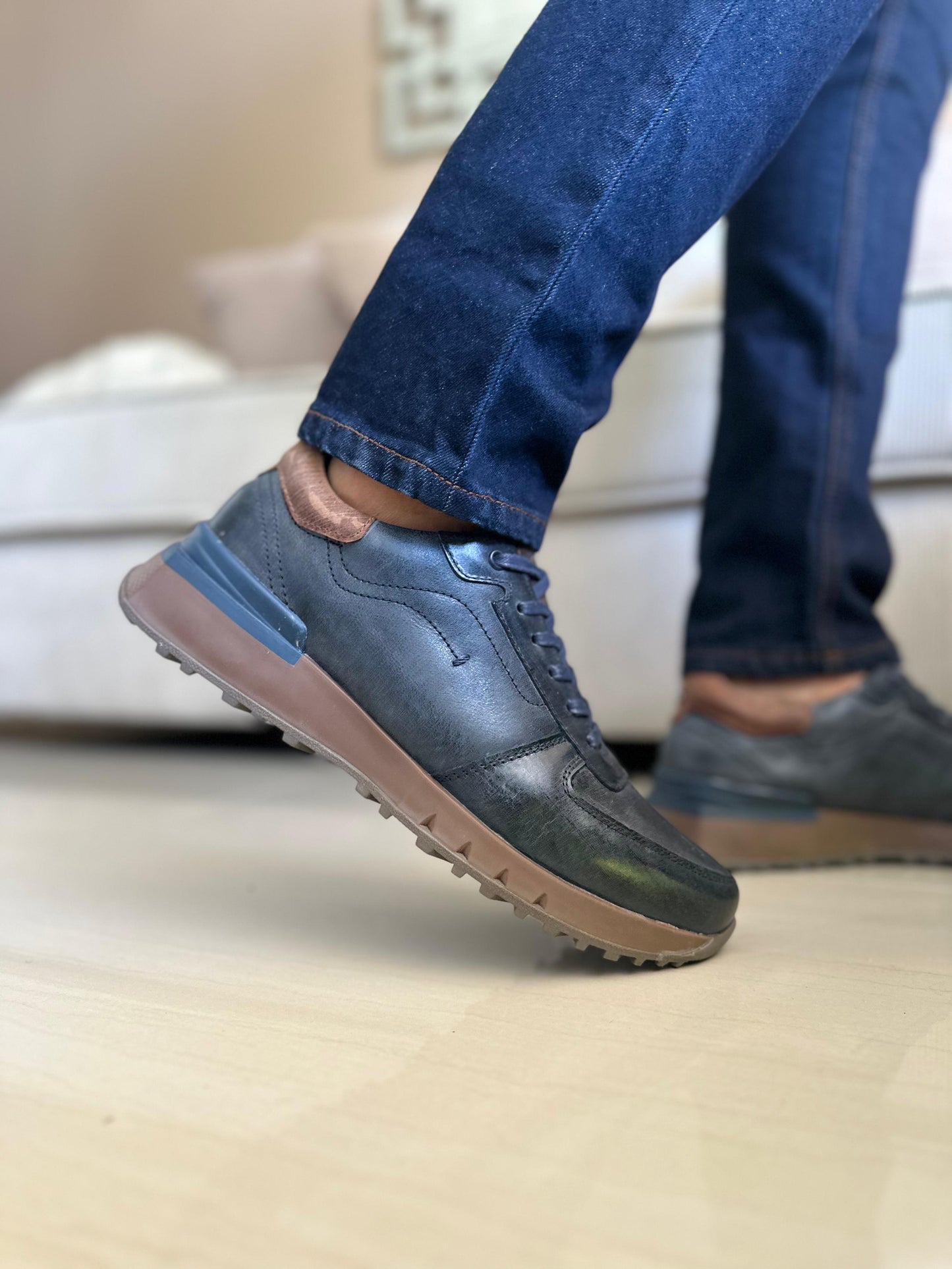 SNEAKER AZUL-CUERO REF:3315