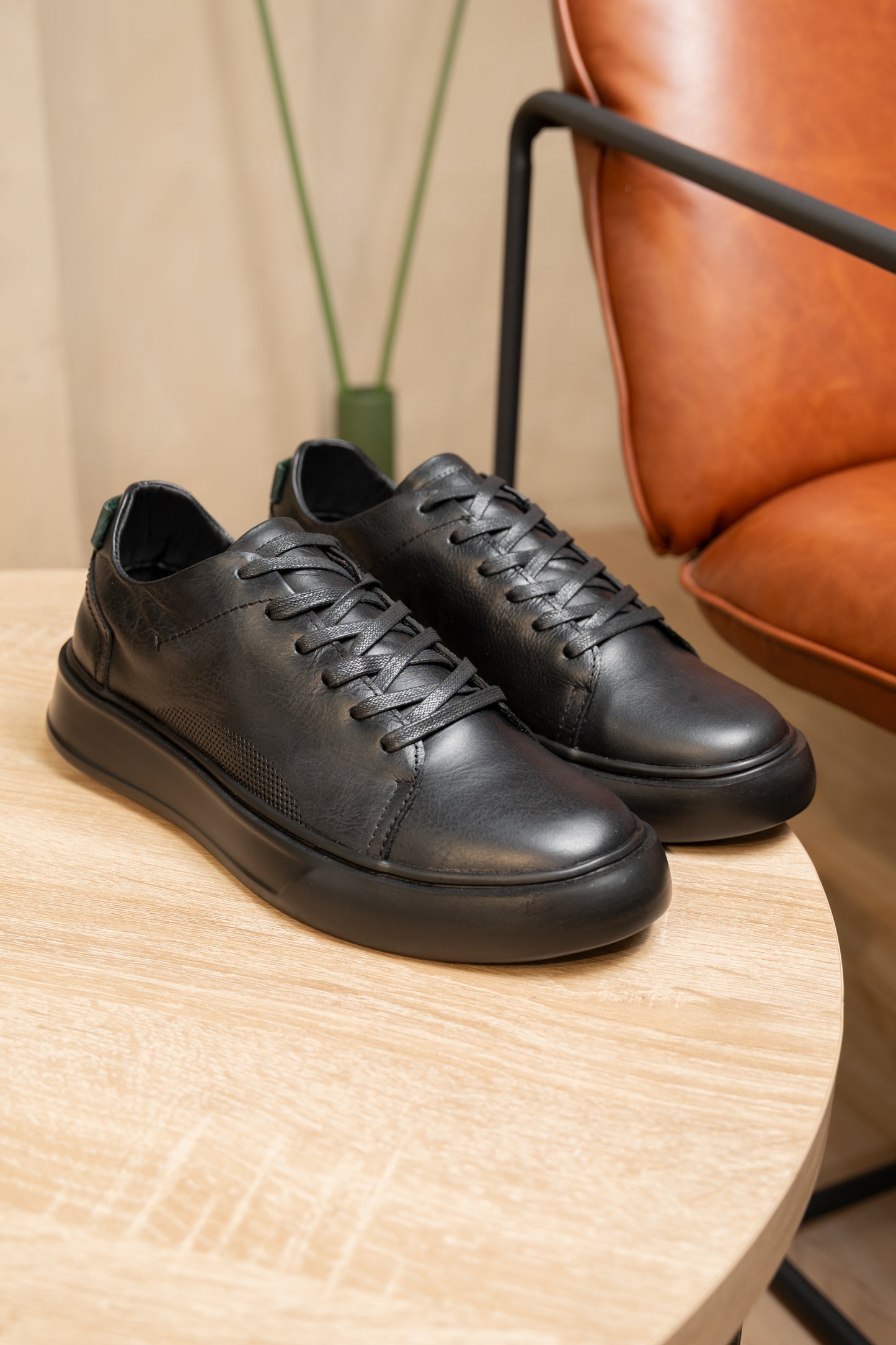 SNEAKERS NEW -CUERO VACUNO REF:SPN 3312 NEGRO