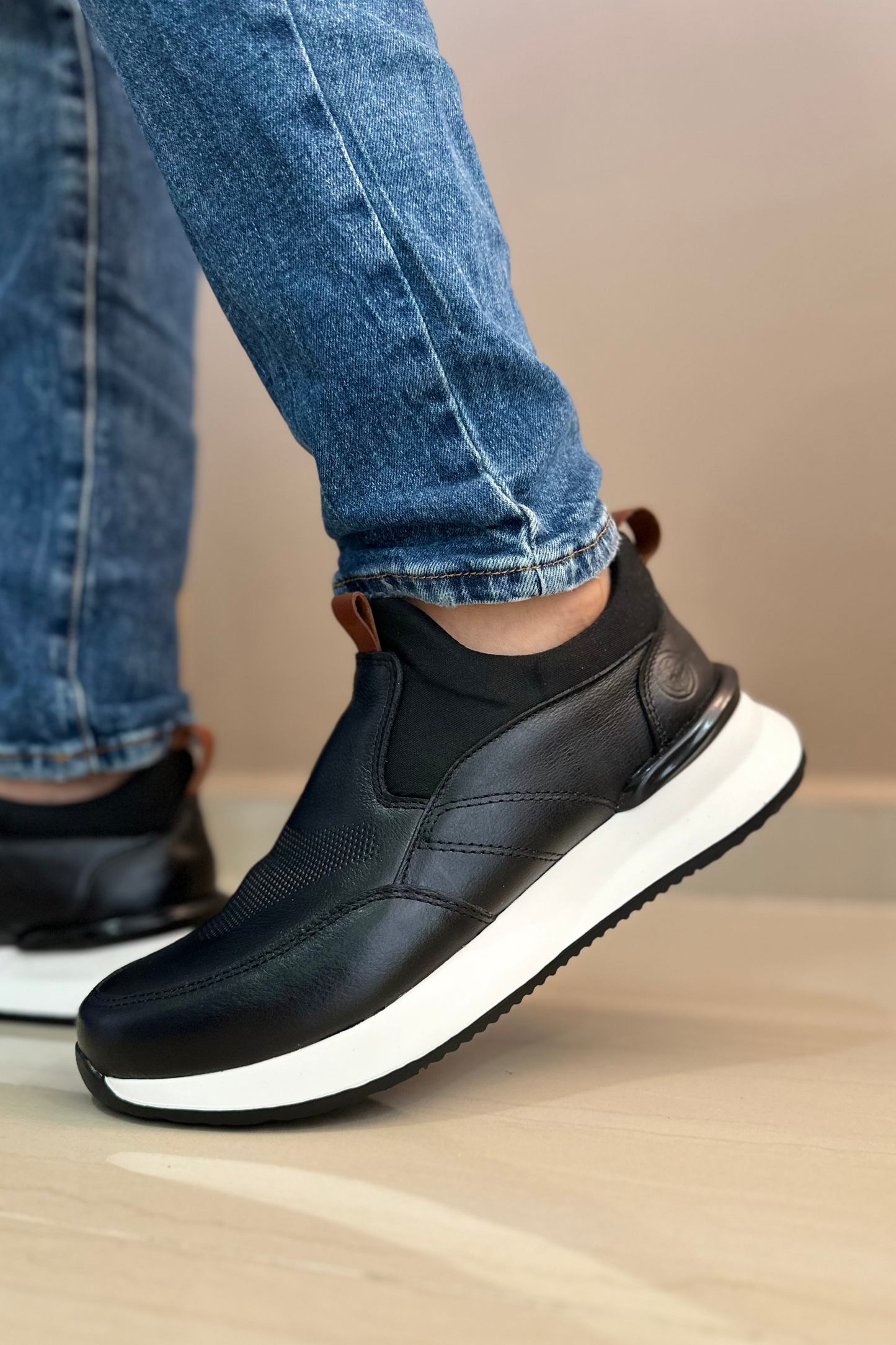SNEAKER ANJARA - EN CUERO - PARA HOMBRE - REF: 3201