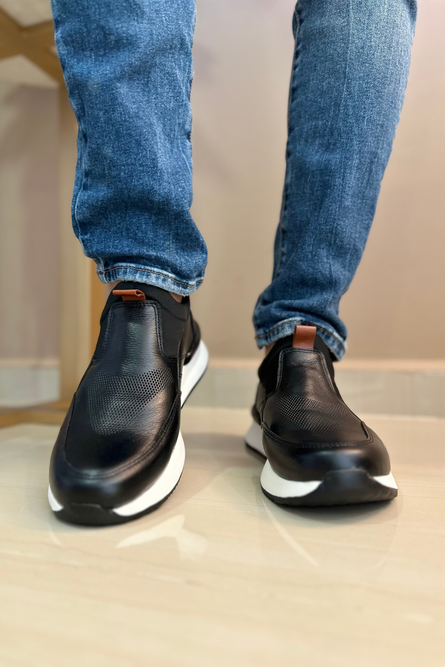SNEAKER ANJARA - EN CUERO - PARA HOMBRE - REF: 3201