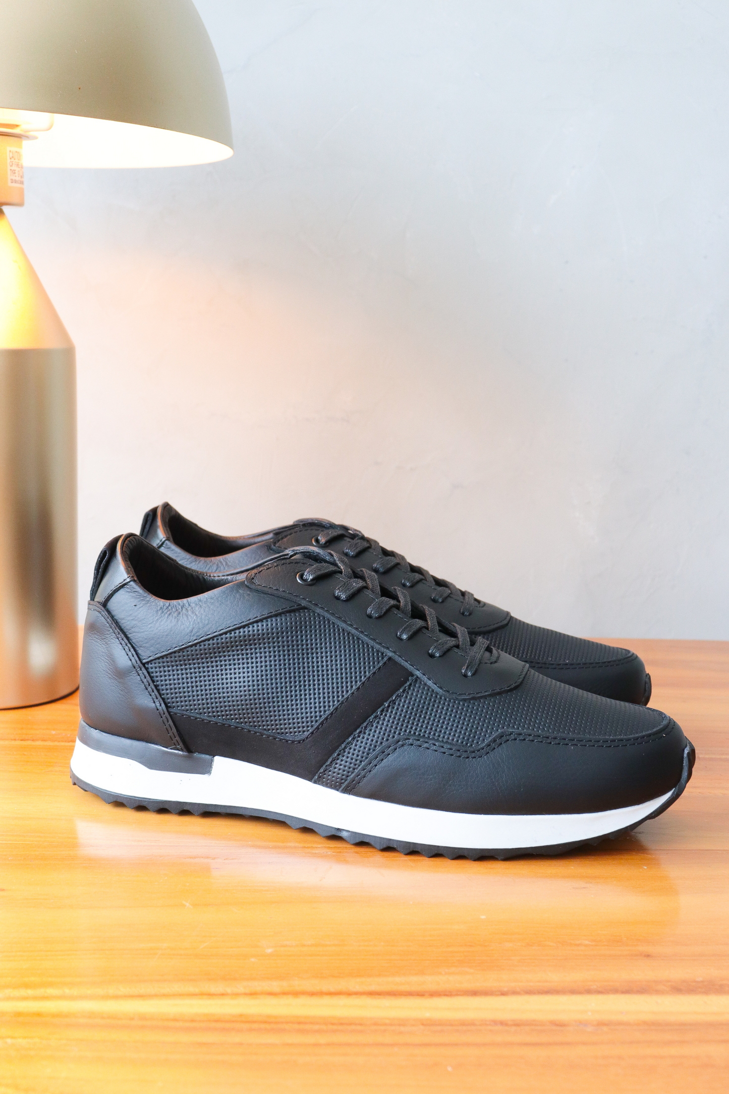 SNEAKER MINE - EN CUERO - PARA HOMBRE - REF: B44
