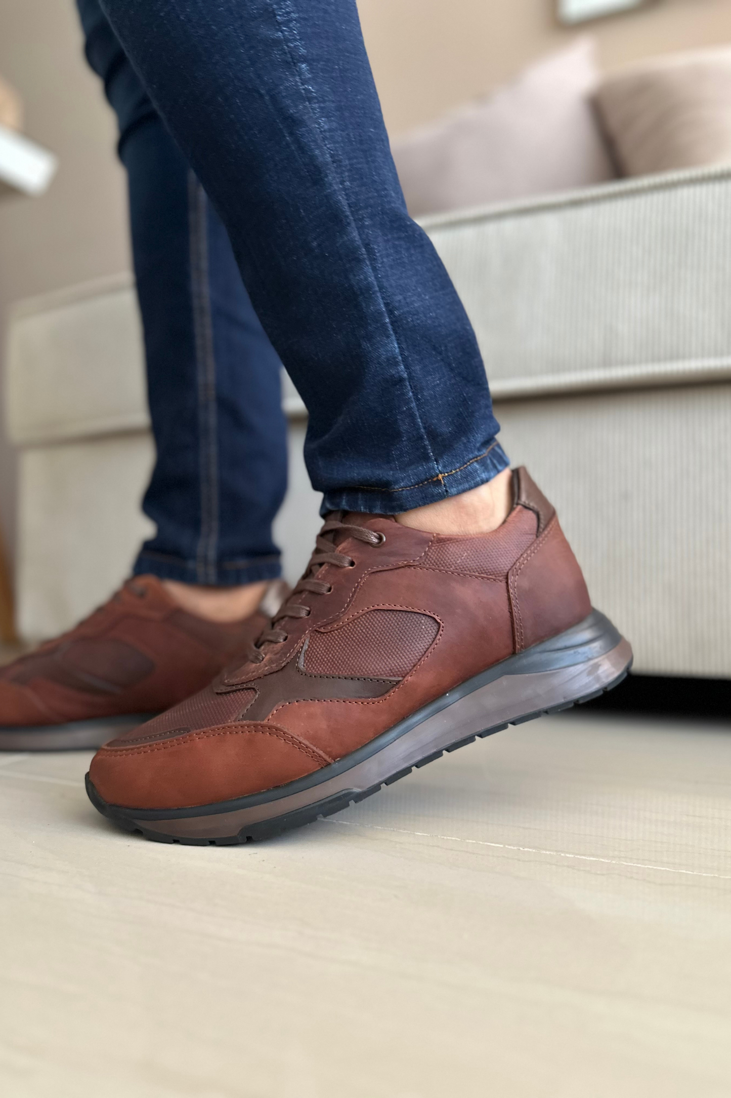 SNEAKER APOLO - EN CUERO - PARA HOMBRE - REF: B99