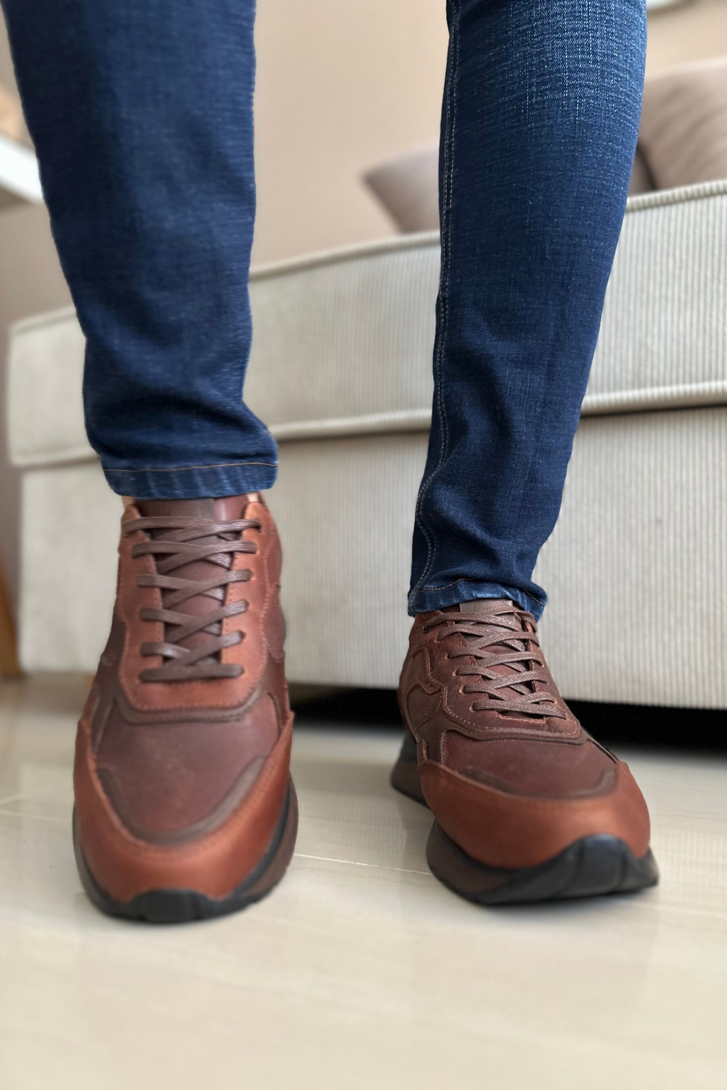 SNEAKER APOLO - EN CUERO - PARA HOMBRE - REF: B99