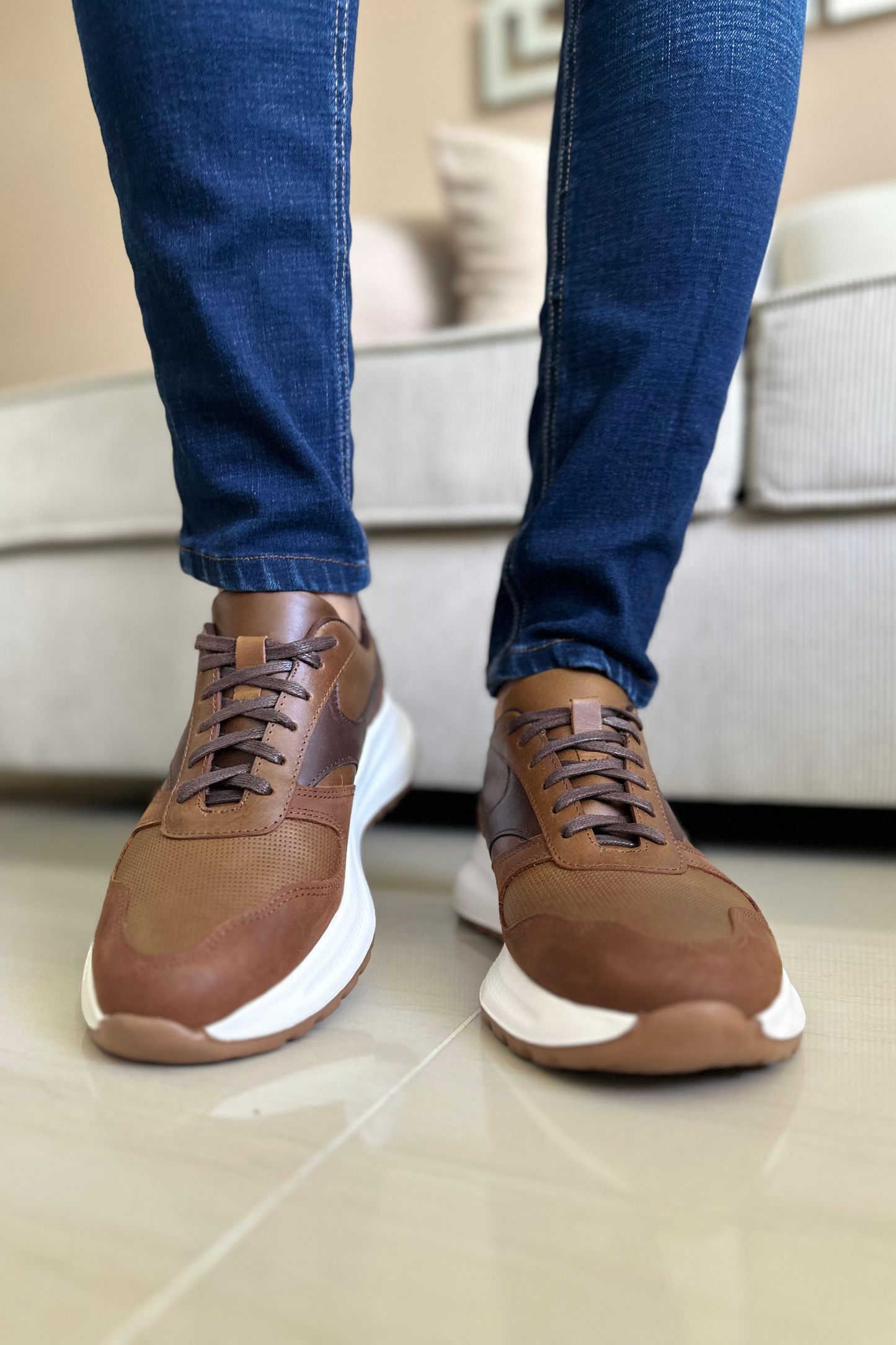 SNEAKERS QUERETARO - PARA HOMBRE - EN CUERO