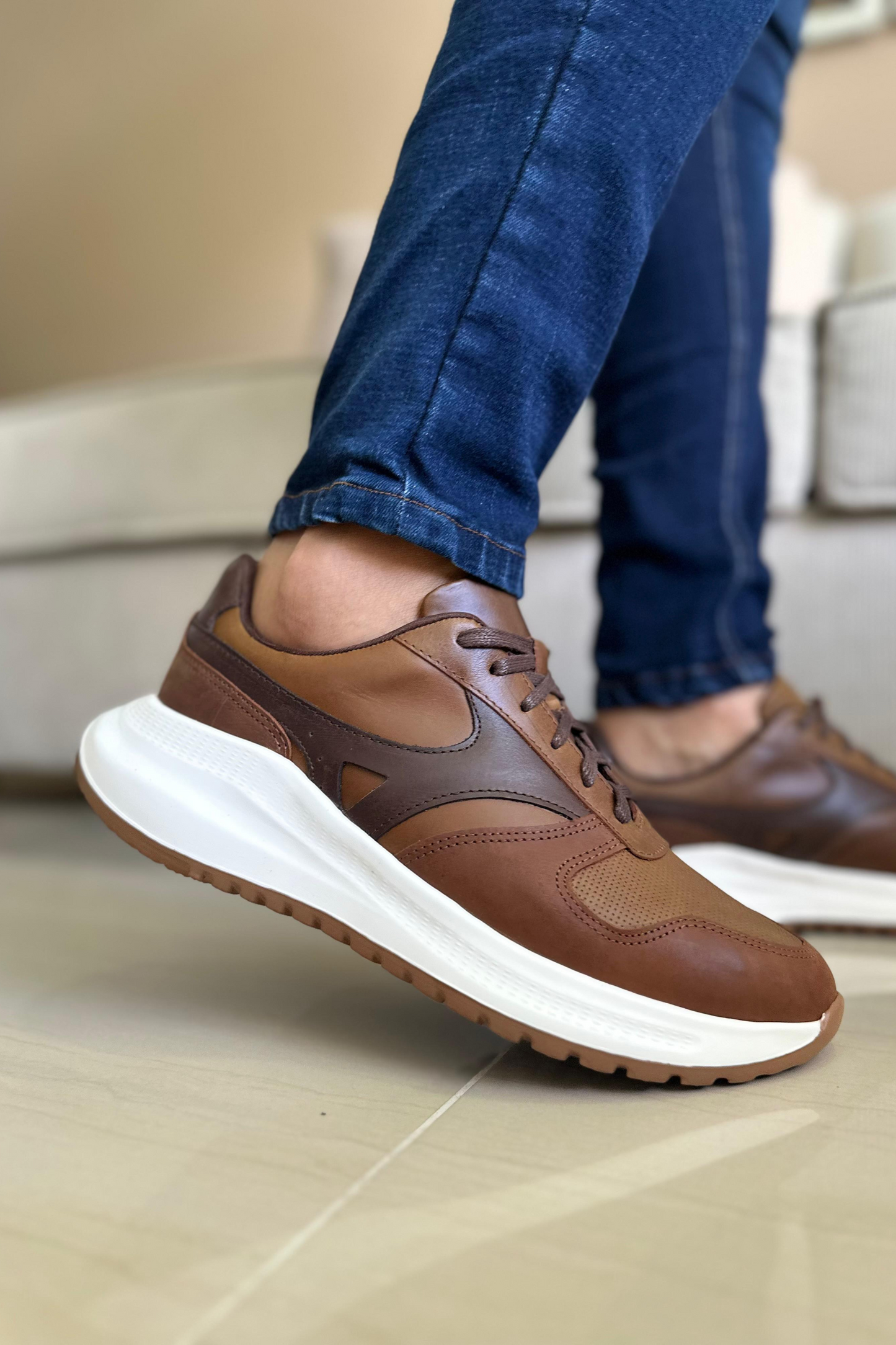 SNEAKERS QUERETARO - PARA HOMBRE - EN CUERO