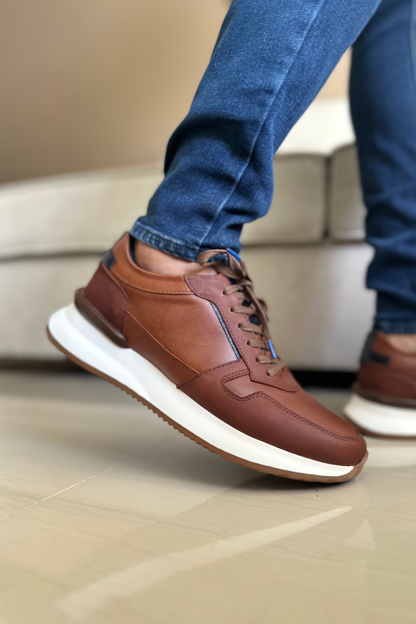 SNEAKER BAIT - EN CUERO - PARA HOMBRE