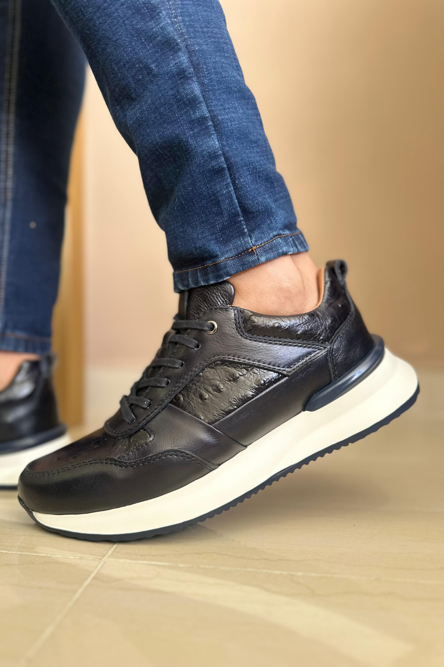 SNEAKER ARKITEC - EN CUERO - PARA HOMBRE - REF: CLK 2091