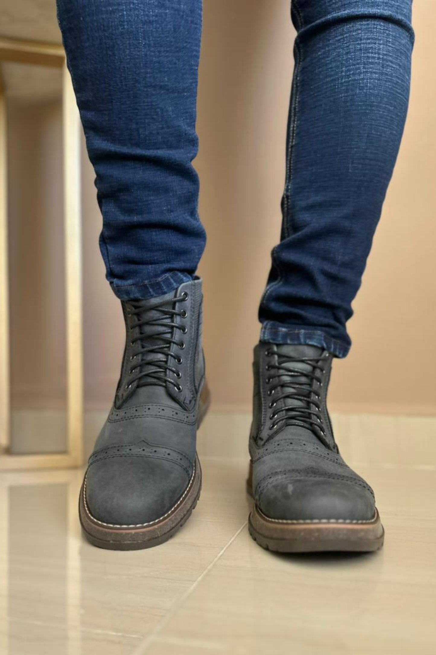 BOTAS FRACTAL - EN CUERO - PARA HOMBRE - REF: TUNJA