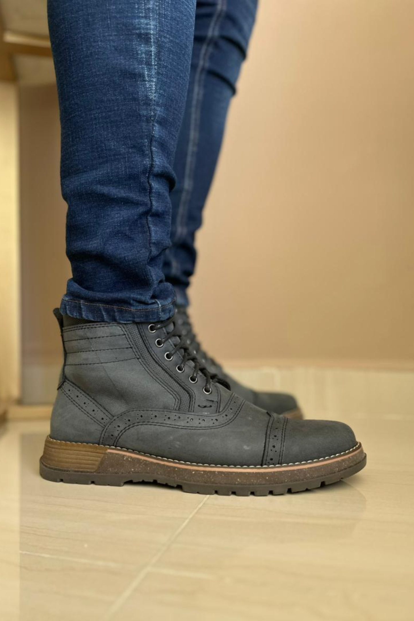 BOTAS FRACTAL - EN CUERO - PARA HOMBRE - REF: TUNJA