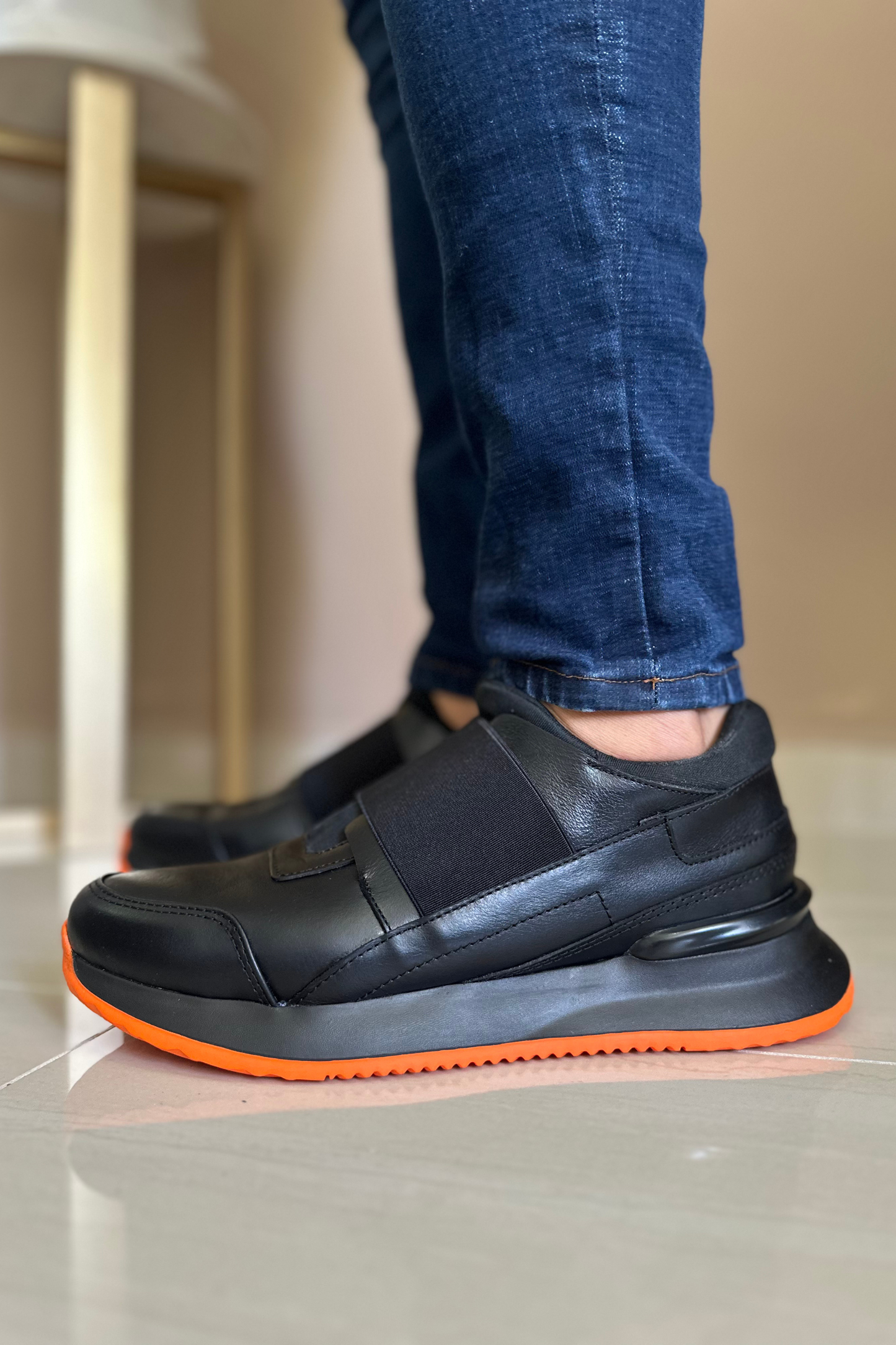 SNEAKERS LITTLE - PARA HOMBRE - EN CUERO REF: D17