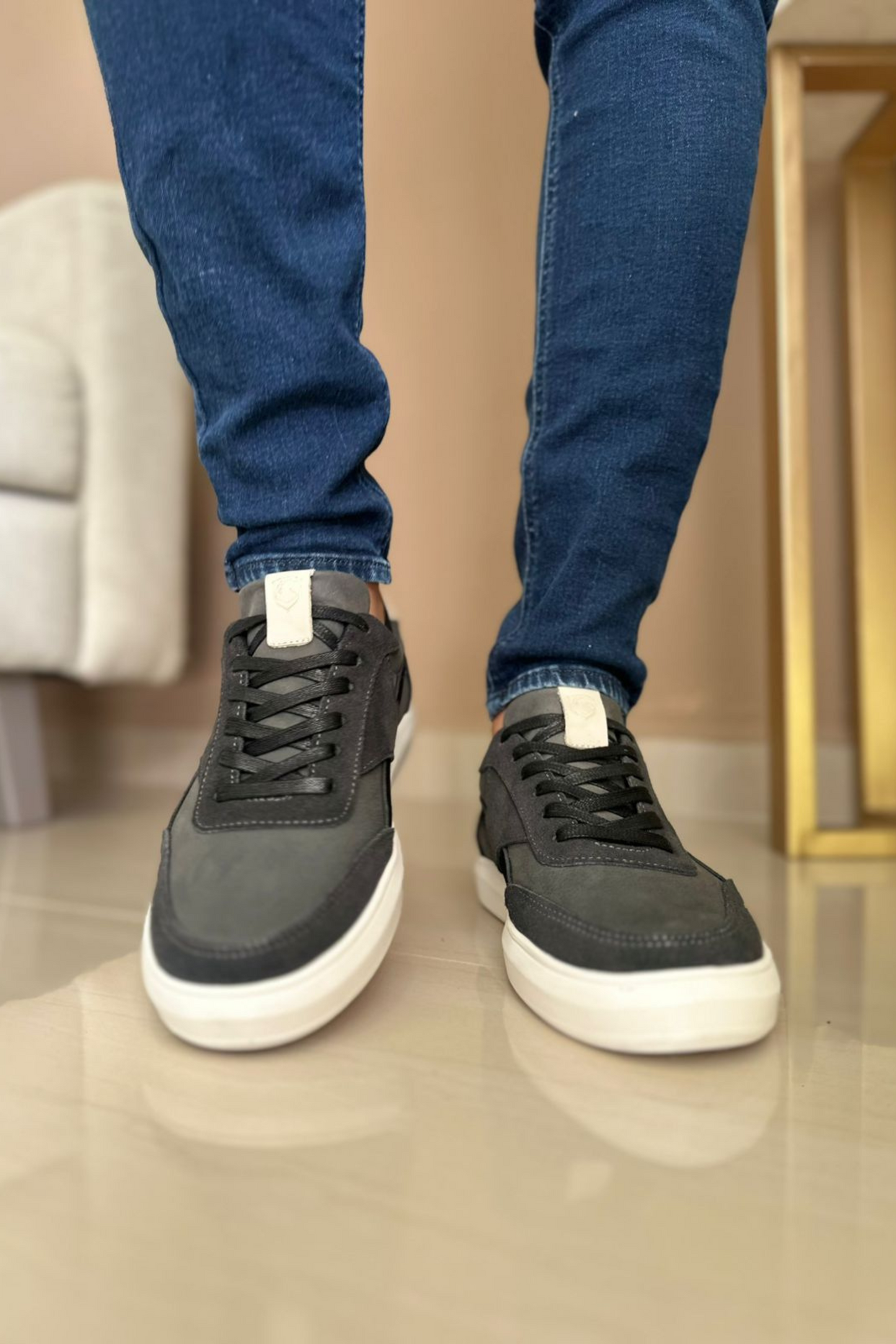 SNEAKER BUDGET - EN CUERO - PARA HOMBRE