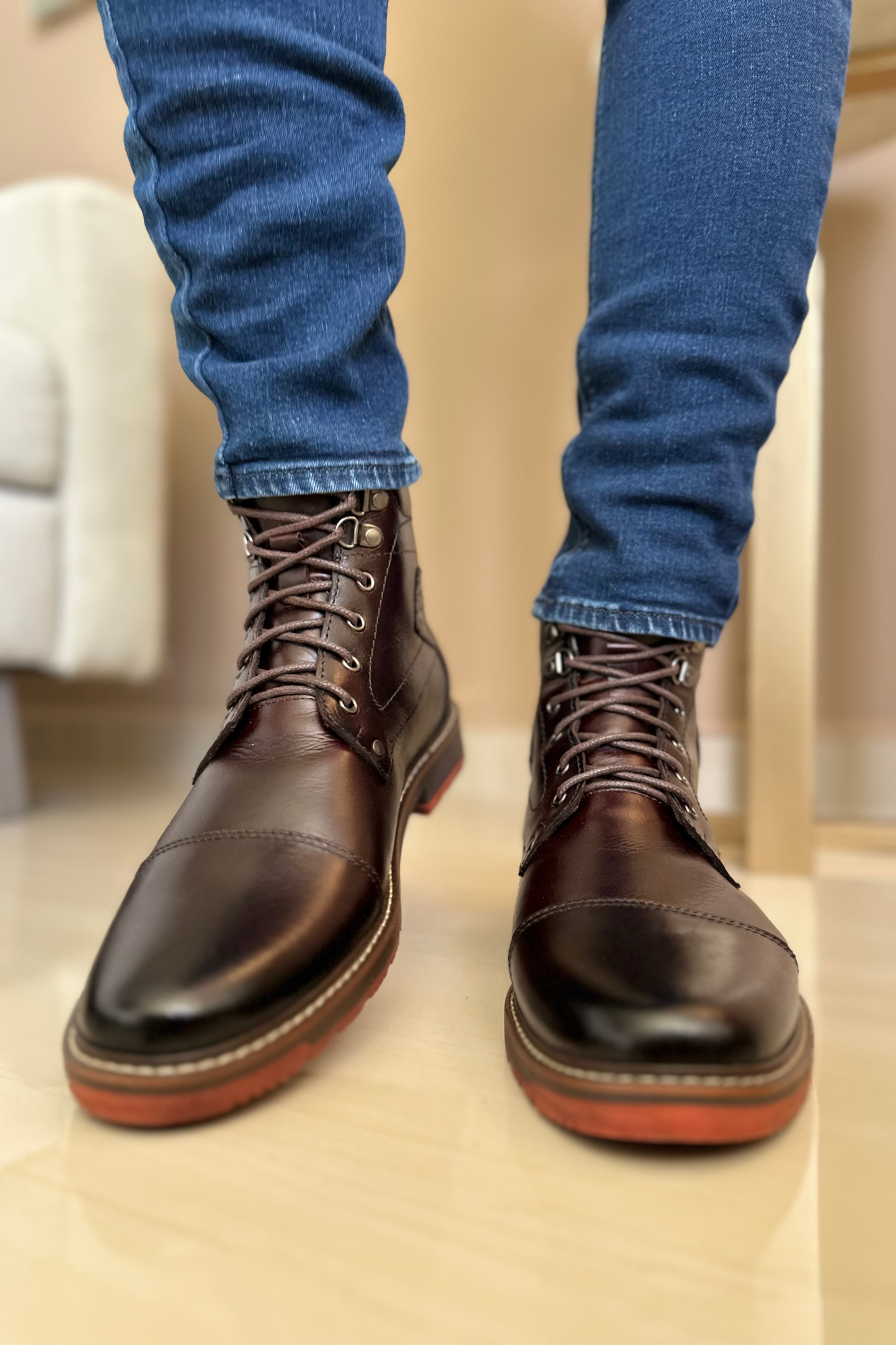 BOTAS 301 - EN CUERO - PARA HOMBRE