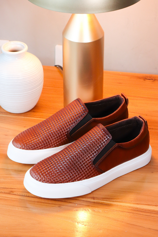 SNEAKER TEKNO - EN CUERO - PARA HOMBRE