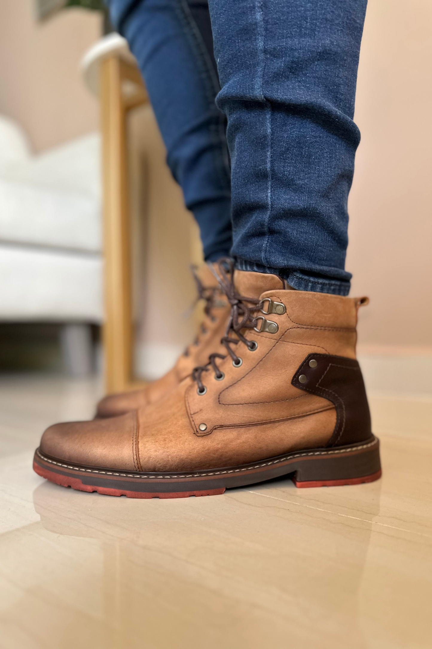 BOTAS TAXES - EN CUERO - PARA HOMBRE - REF: VILLETA MIEL