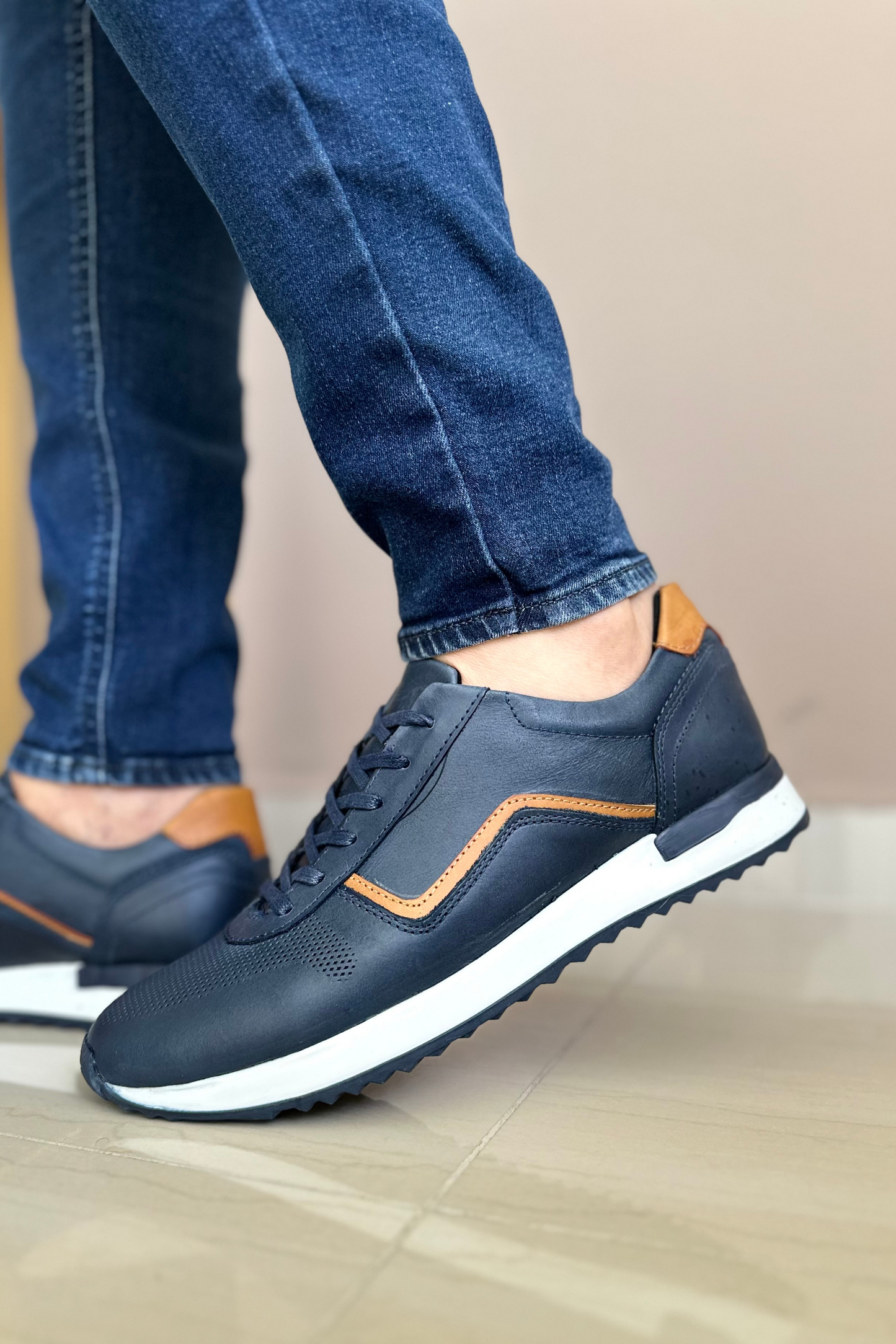 SNEAKER SUGAR - EN CUERO - PARA HOMBRE - REF: 3020