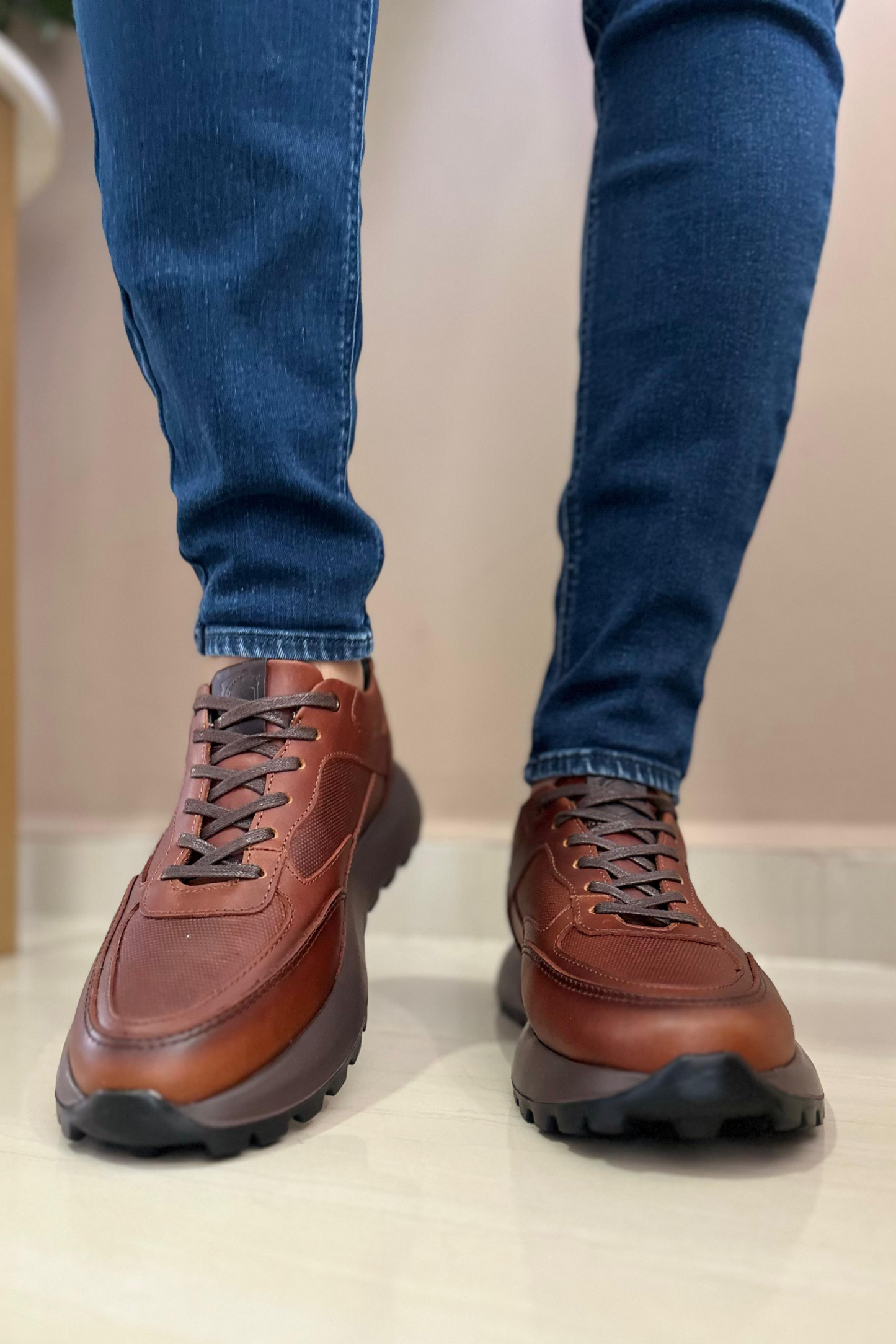 SNEAKERS ROCKO - CUERO SELECTO - PARA HOMBRE - REF: C22