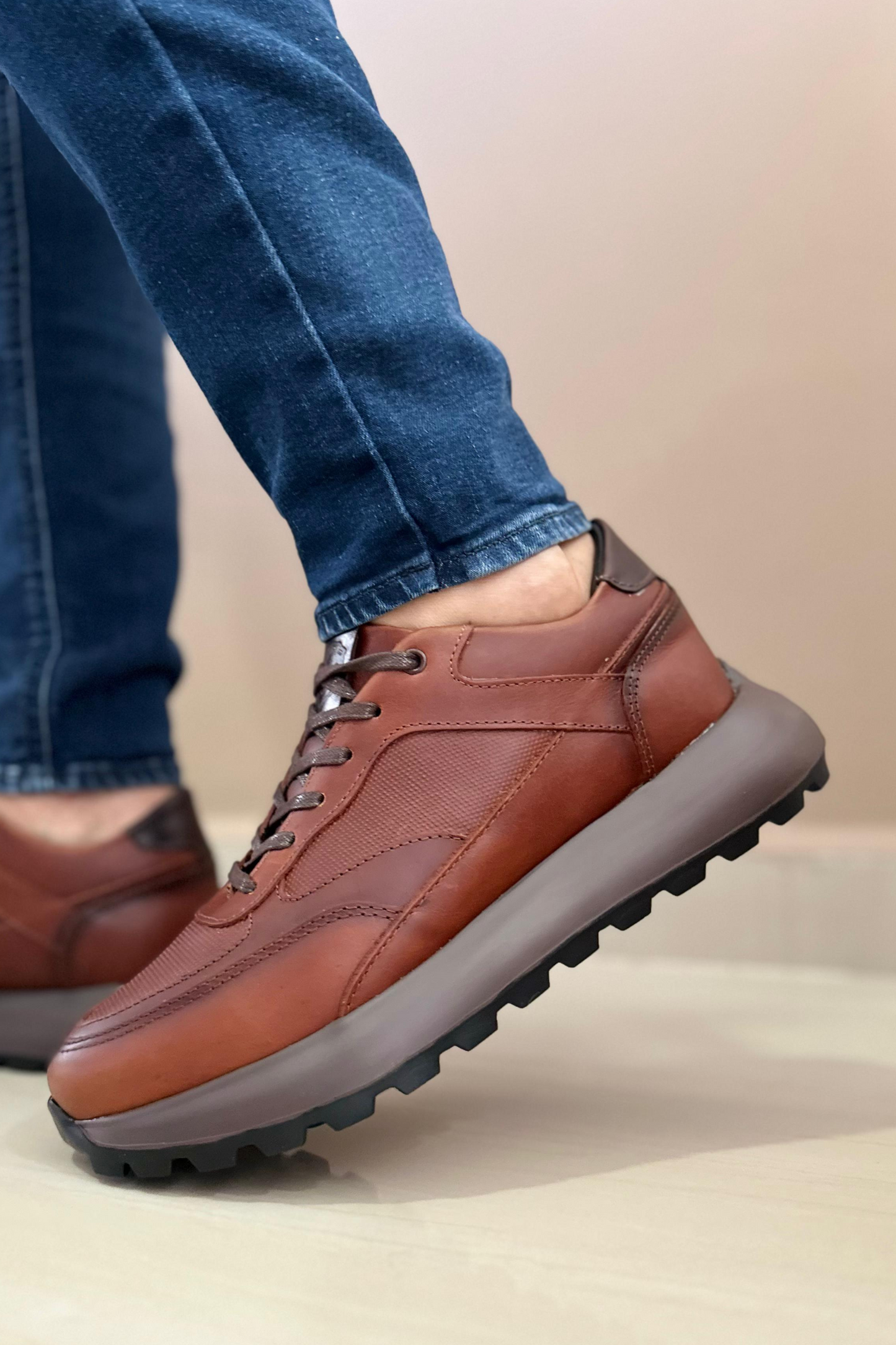 SNEAKERS ROCKO - CUERO SELECTO - PARA HOMBRE - REF: C22