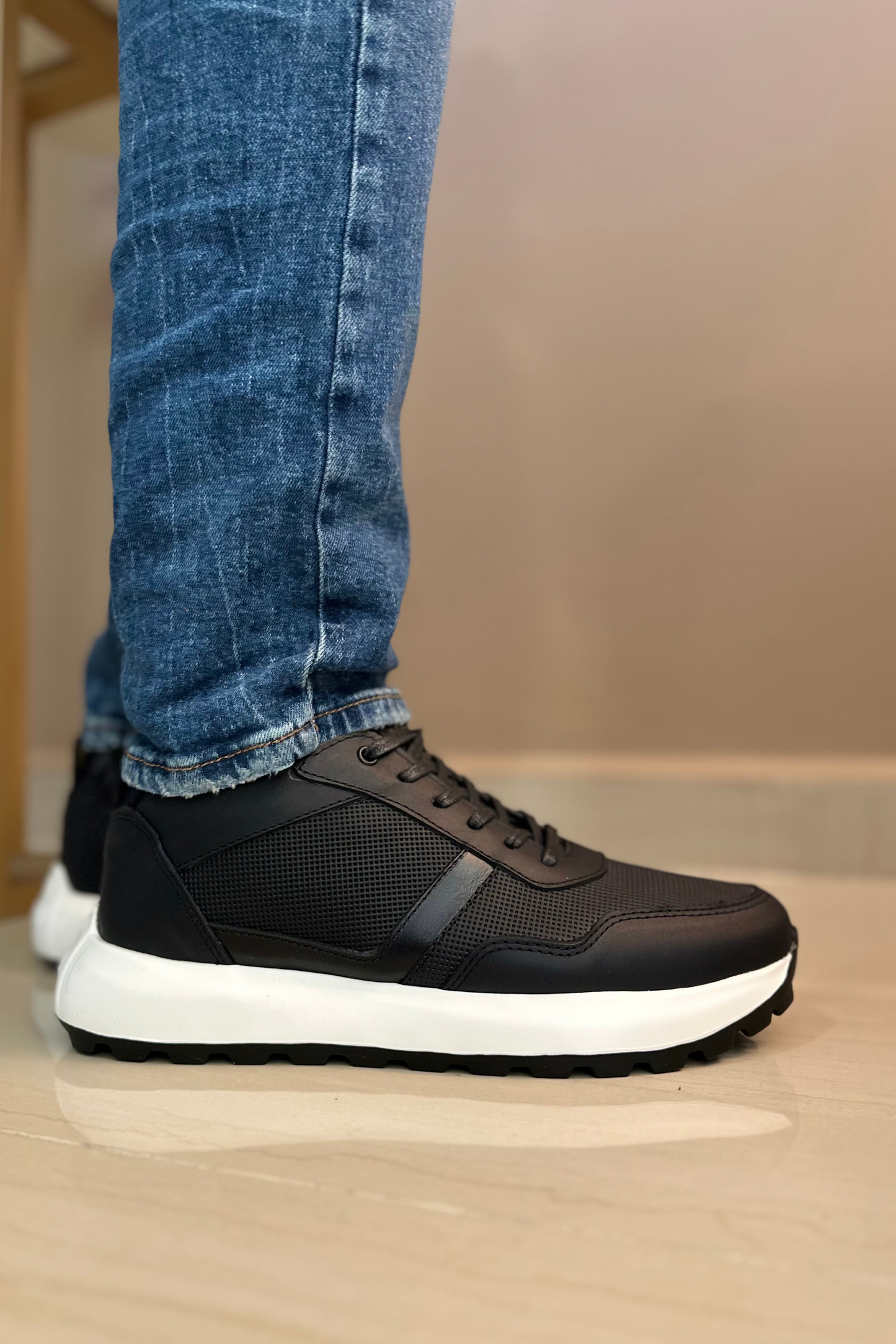 SNEAKER MINE - EN CUERO - PARA HOMBRE - REF: B44