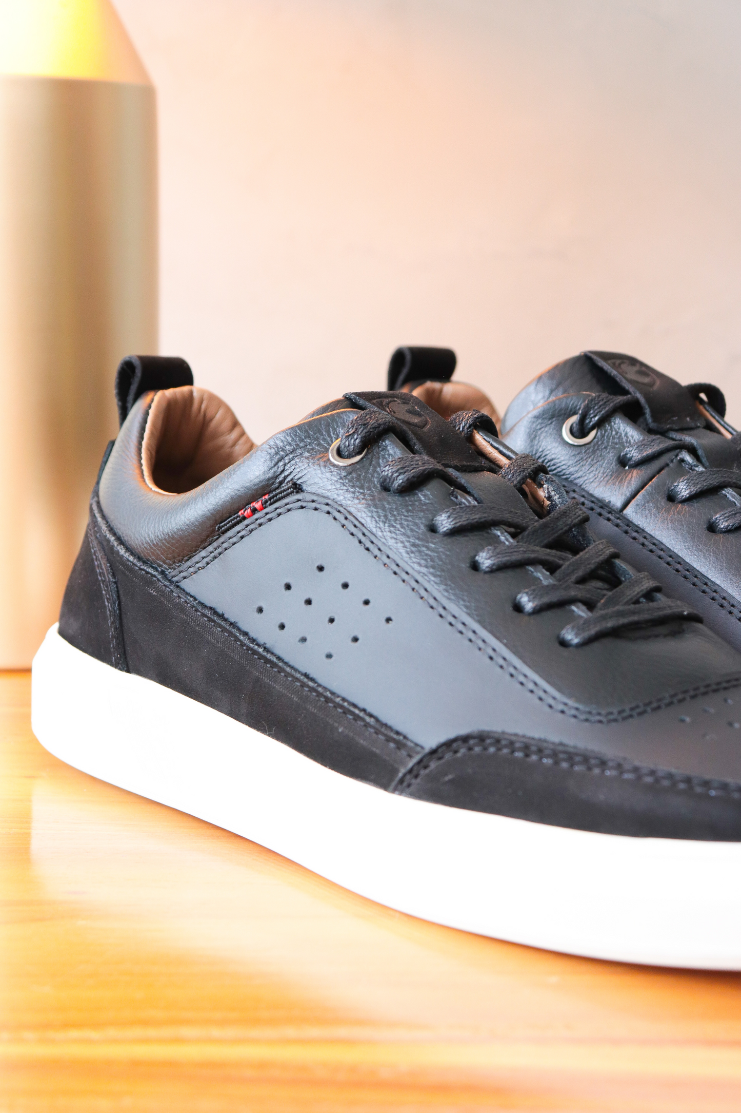 SNEAKER DRAMPA - EN CUERO - PARA HOMBRE - REF: CLK 2142