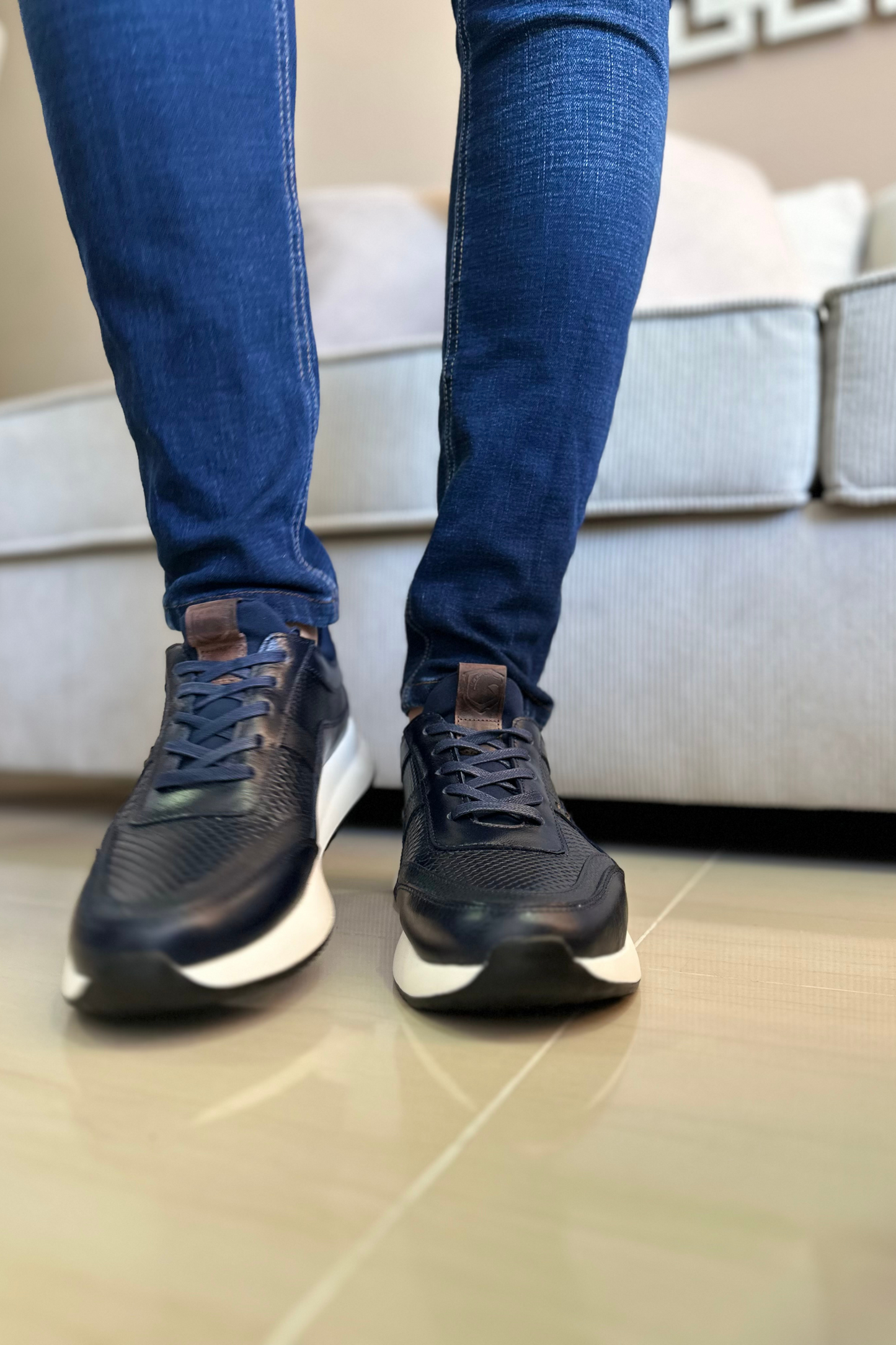 SNEAKER BERGEN - PARA HOMBRE - EN CUERO - REF: 3217