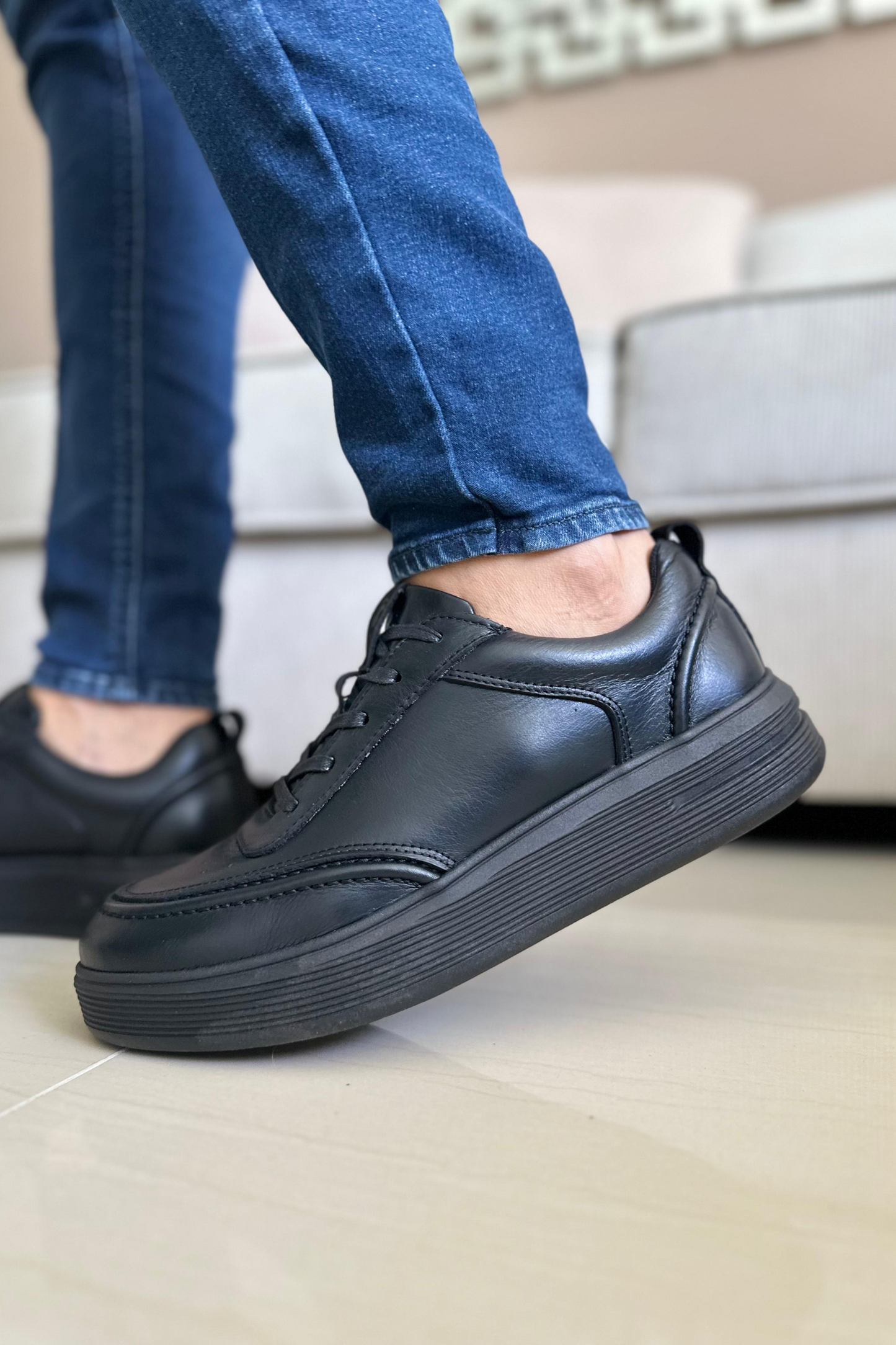 SNEAKER DARKRAI - EN CUERO - PARA HOMBRE - REF: CLK 2106