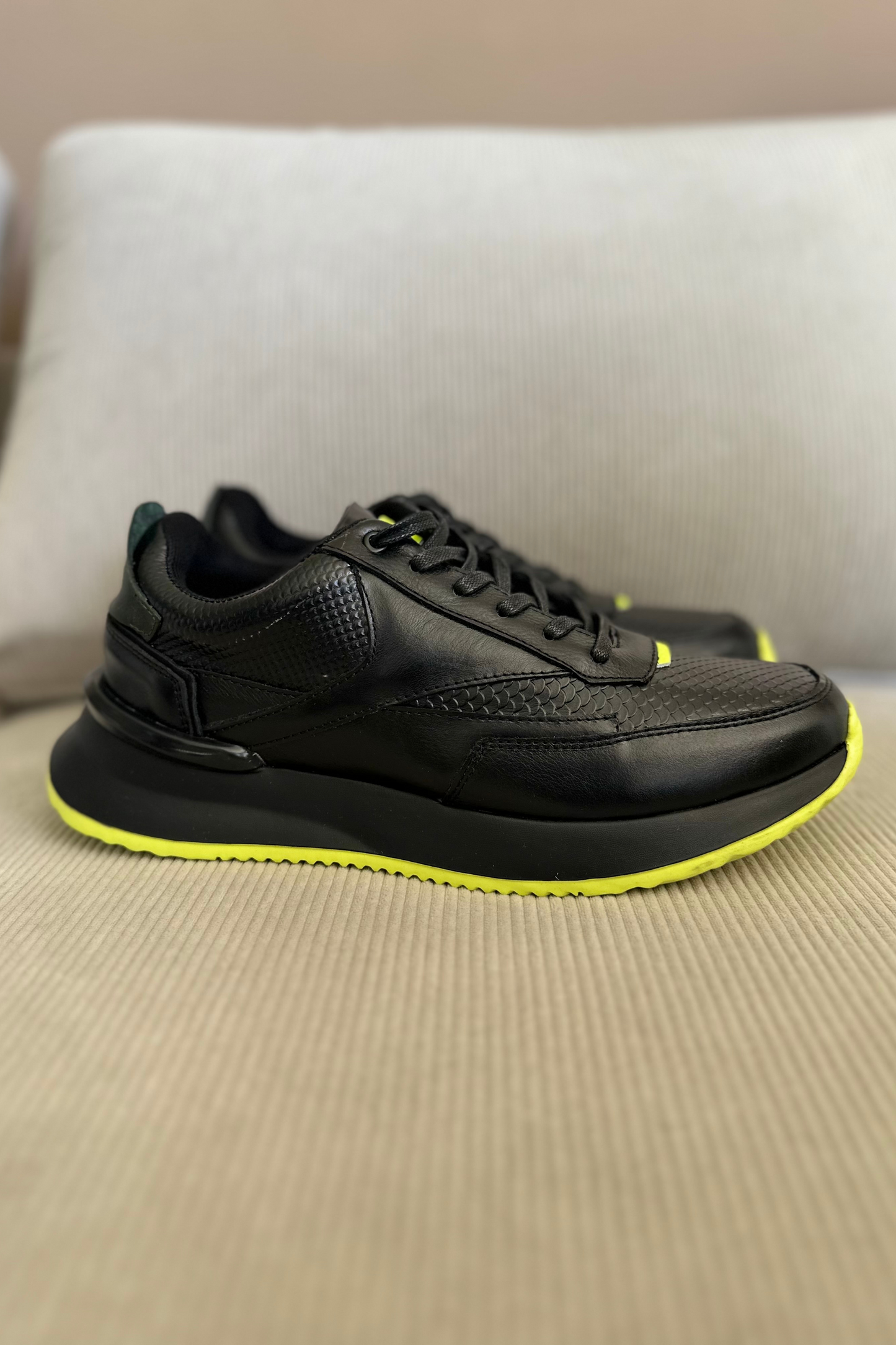 SNEAKERS XOKS - EN CUERO - PARA HOMBRE