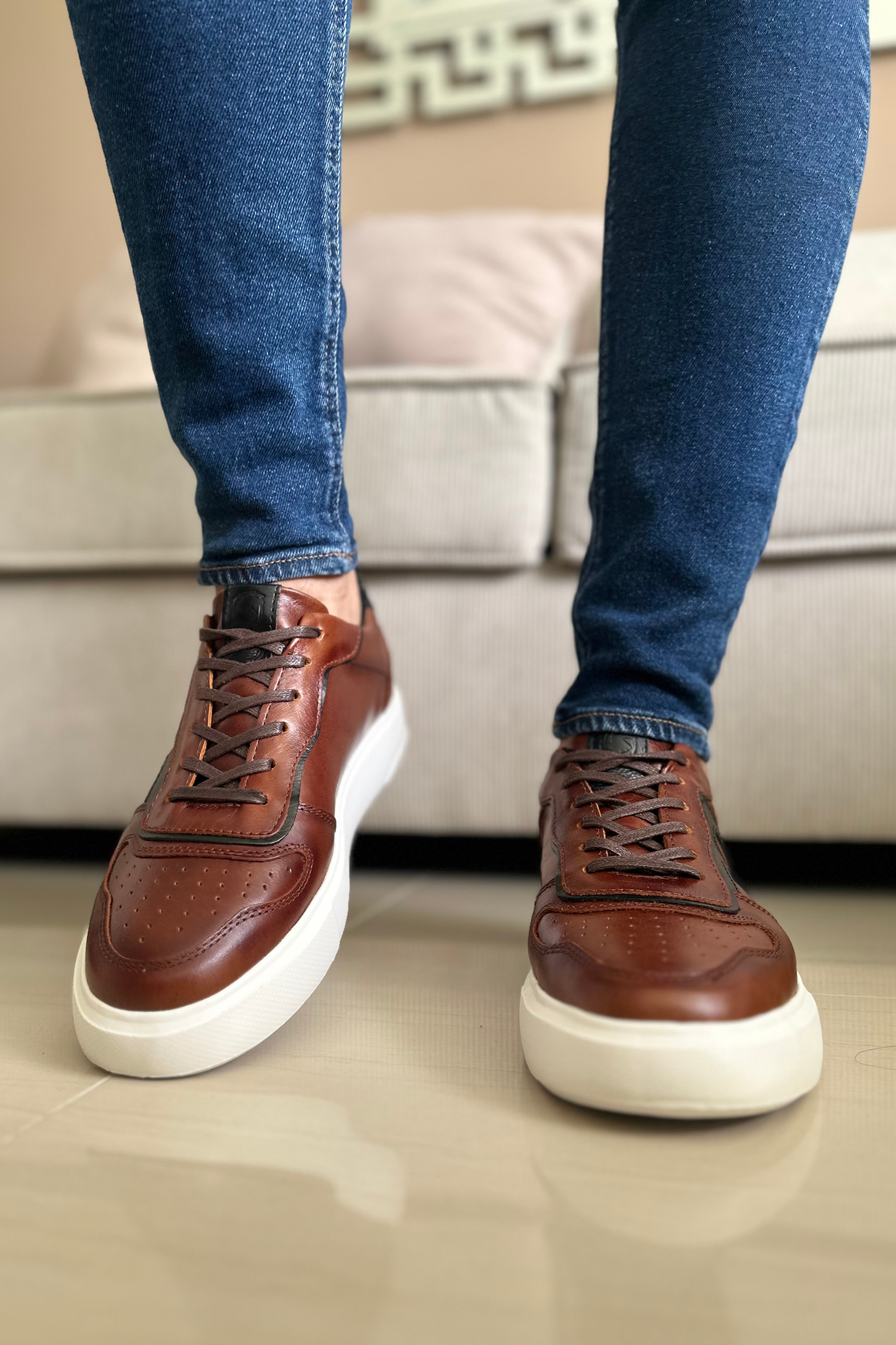 SNEAKER MOJABI - EN CUERO - PARA HOMBRE - REF: 616