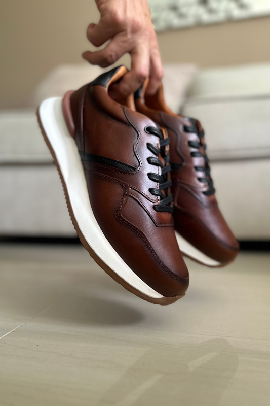 SNEAKER VIVOK - PARA HOMBRE - EN CUERO