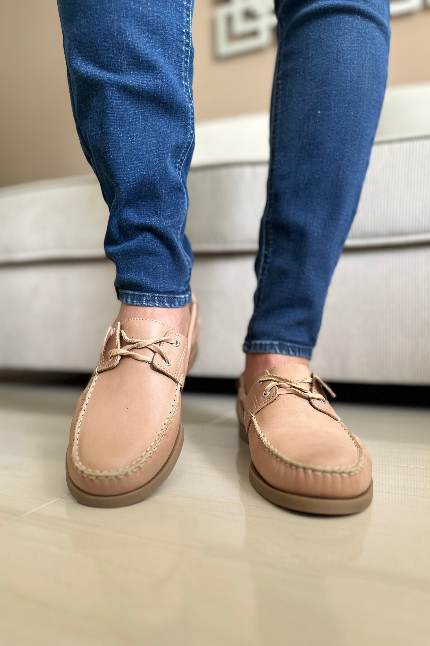 APACHES FRONT CUERO REF: 731