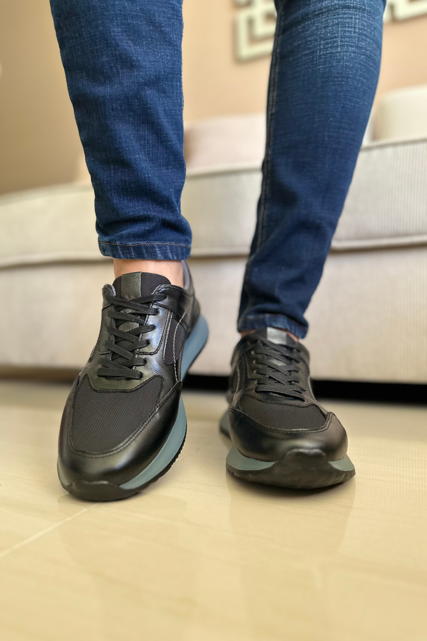 SNEAKER ARTETÁ -  EN CUERO - PARA HOMBRE