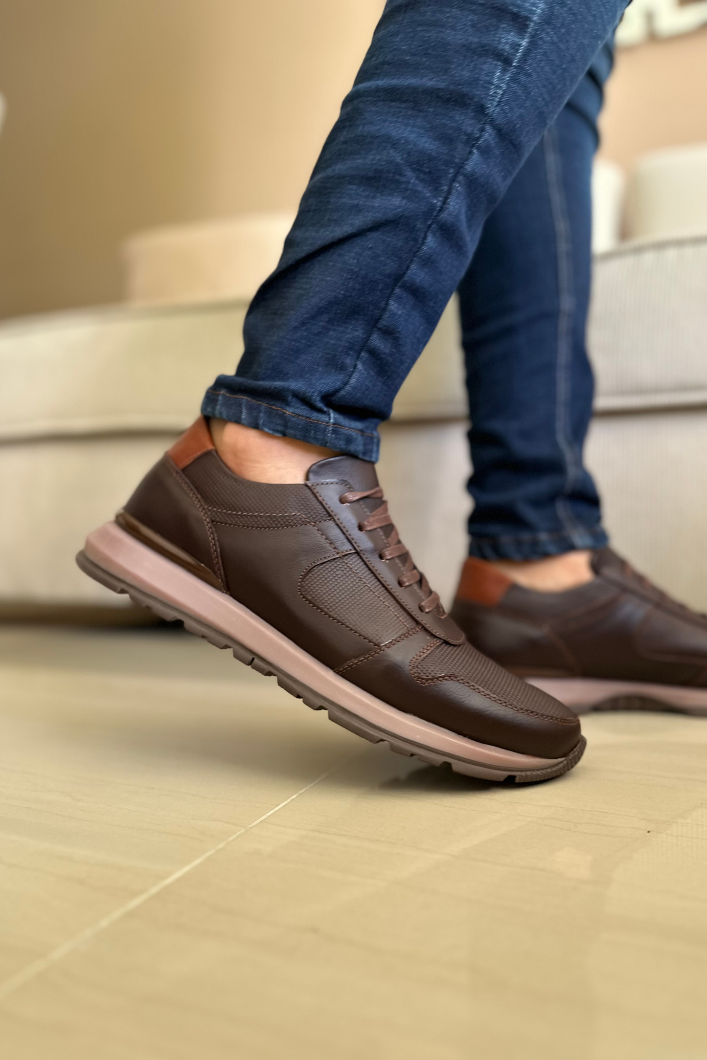 SNEAKER MERINO - EN CUERO - PARA HOMBRE