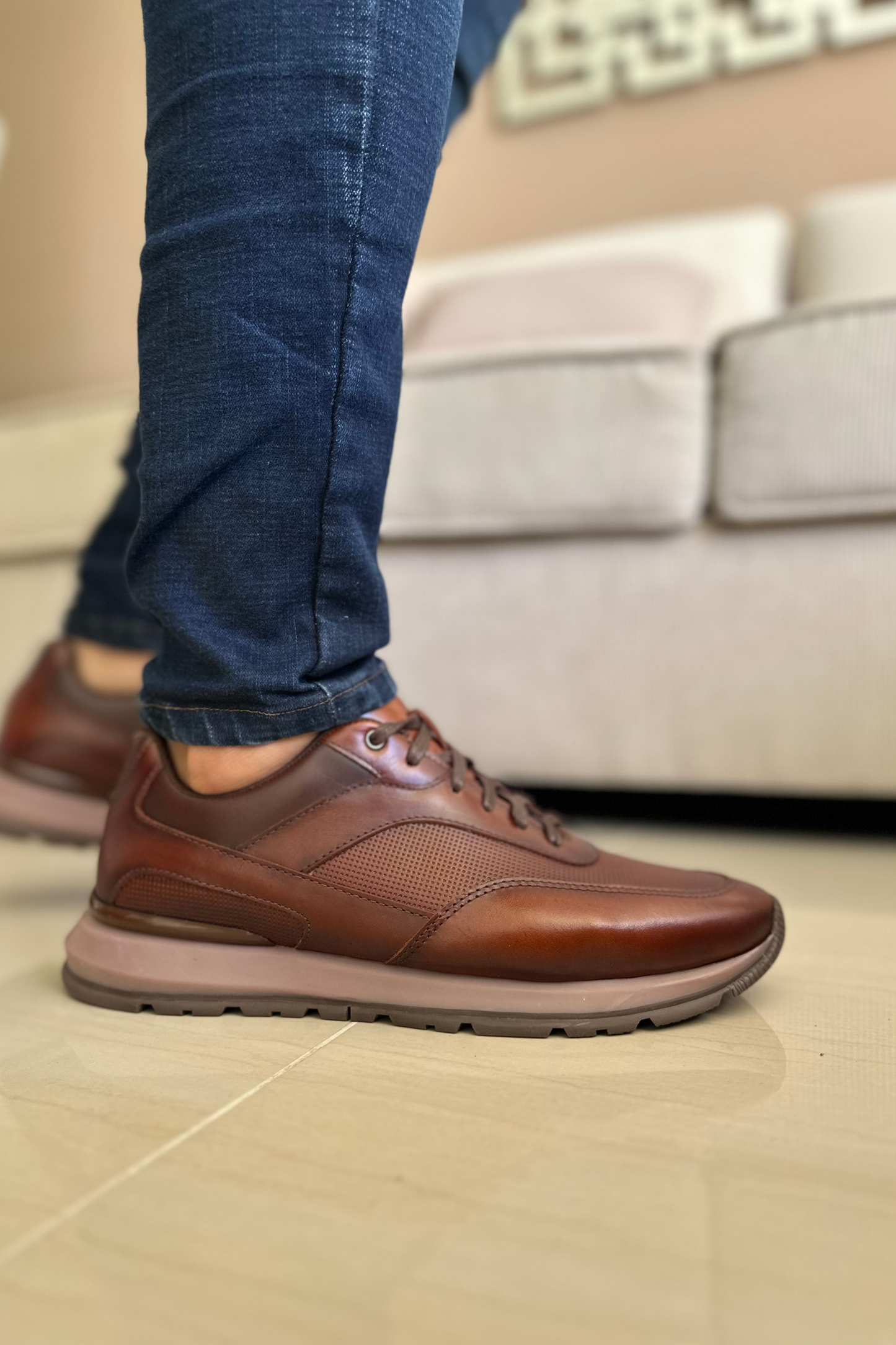 SNEAKER MERINO - EN CUERO - PARA HOMBRE