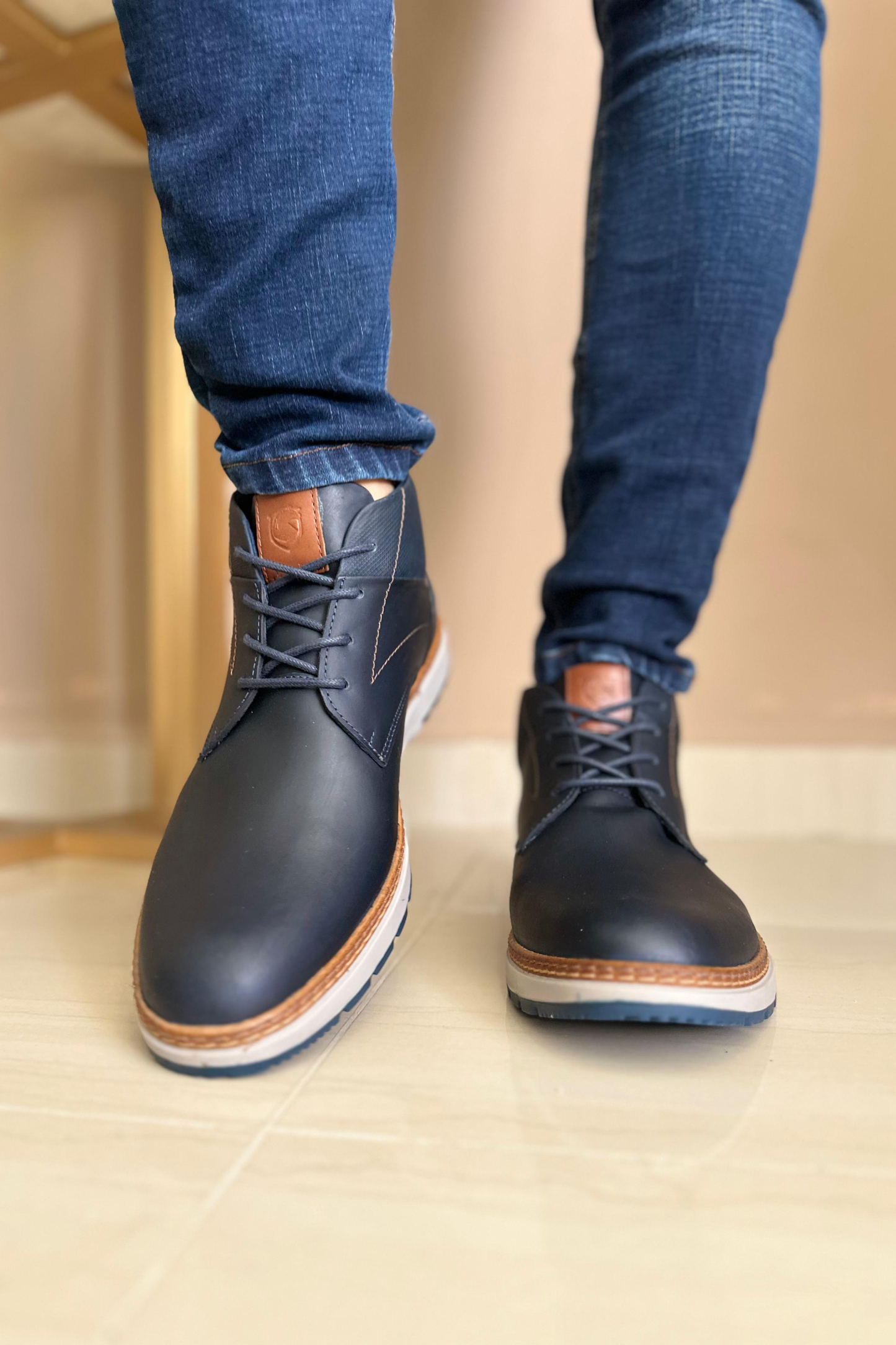 BOTAS CAM - EN CUERO - PARA HOMBRE - REF: 6400