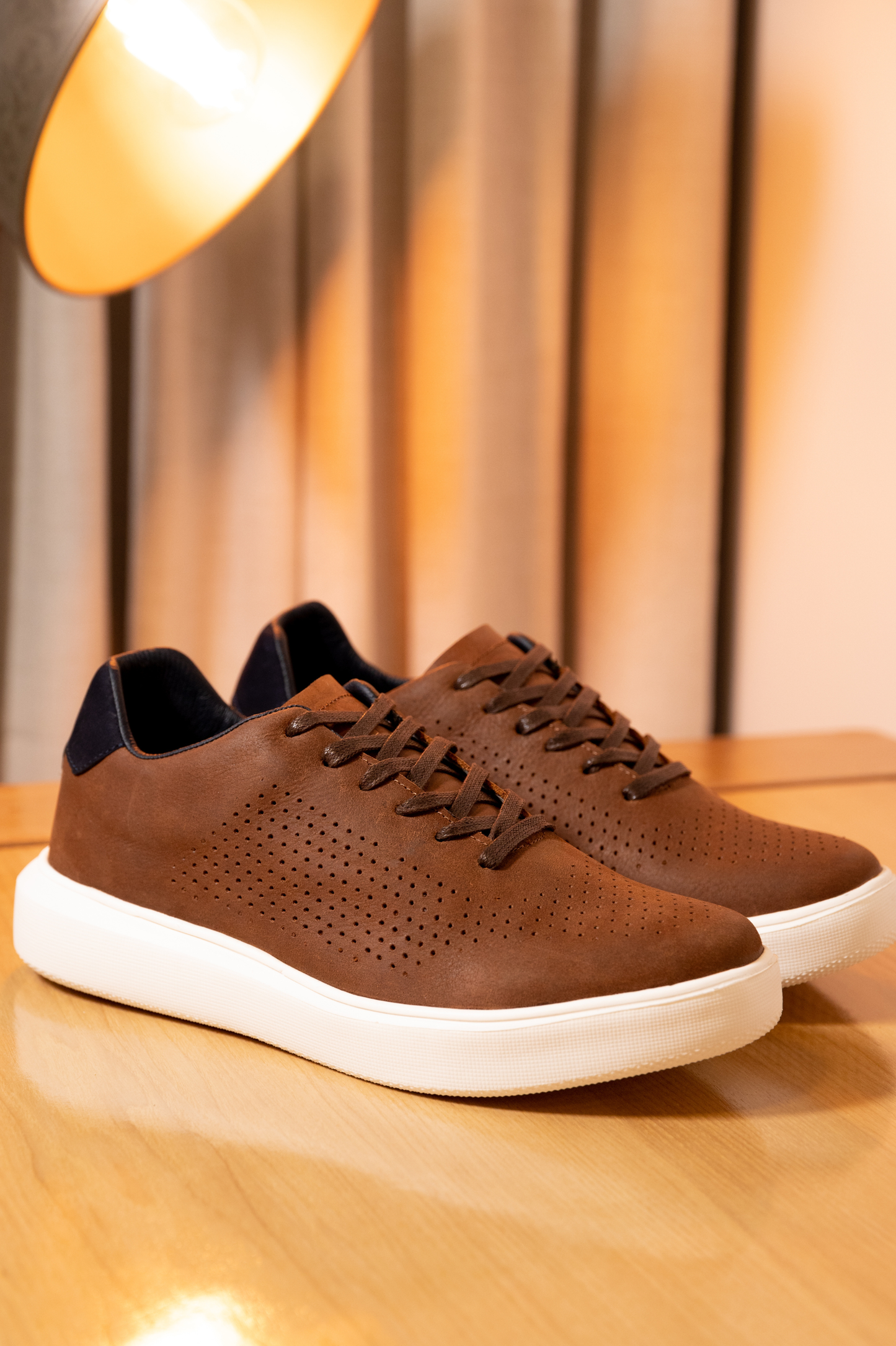 SNEAKER HOLT - EN CUERO - PARA HOMBRE - REF: SPN 3202