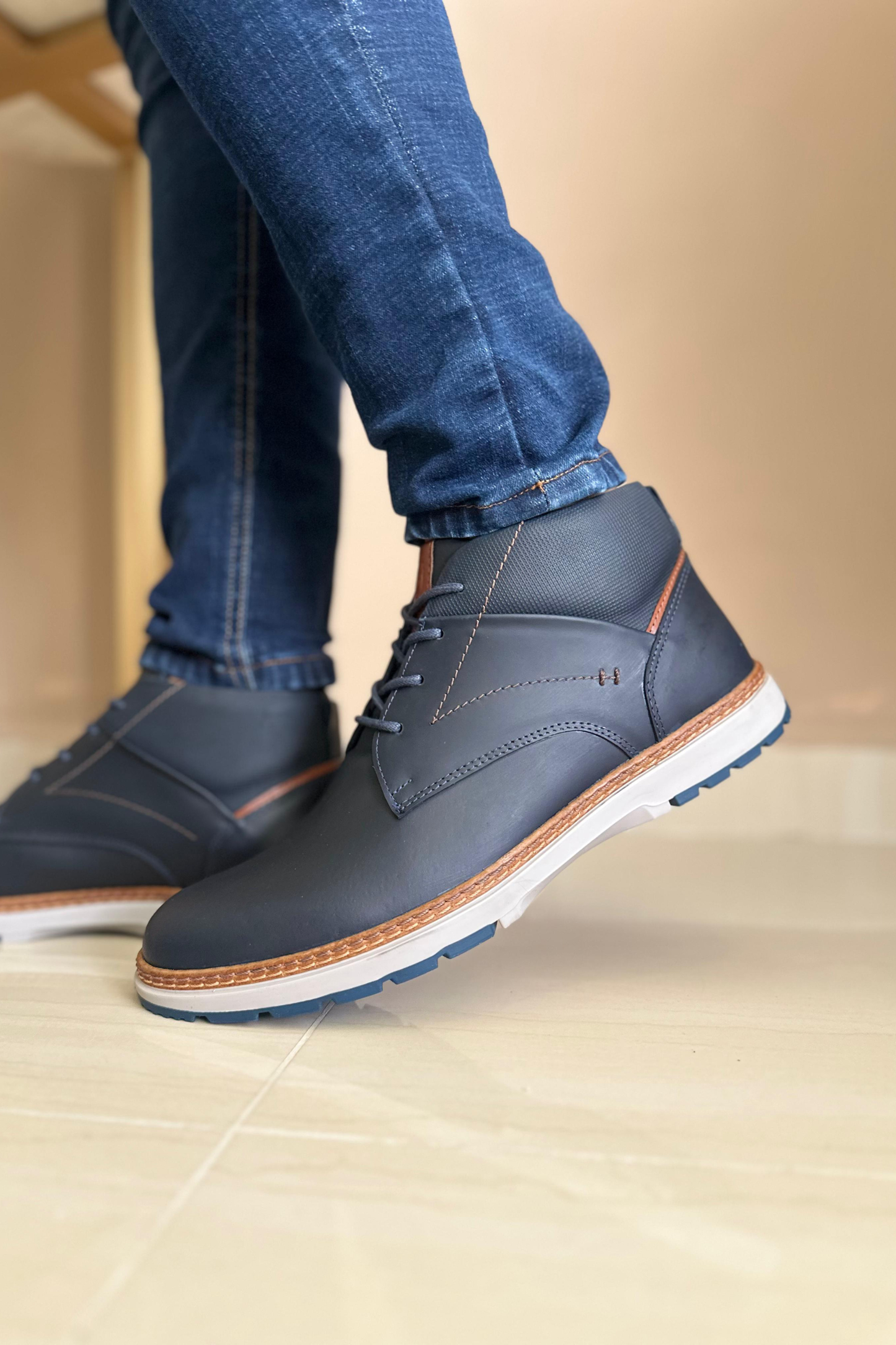 BOTAS CAM - EN CUERO - PARA HOMBRE - REF: 6400