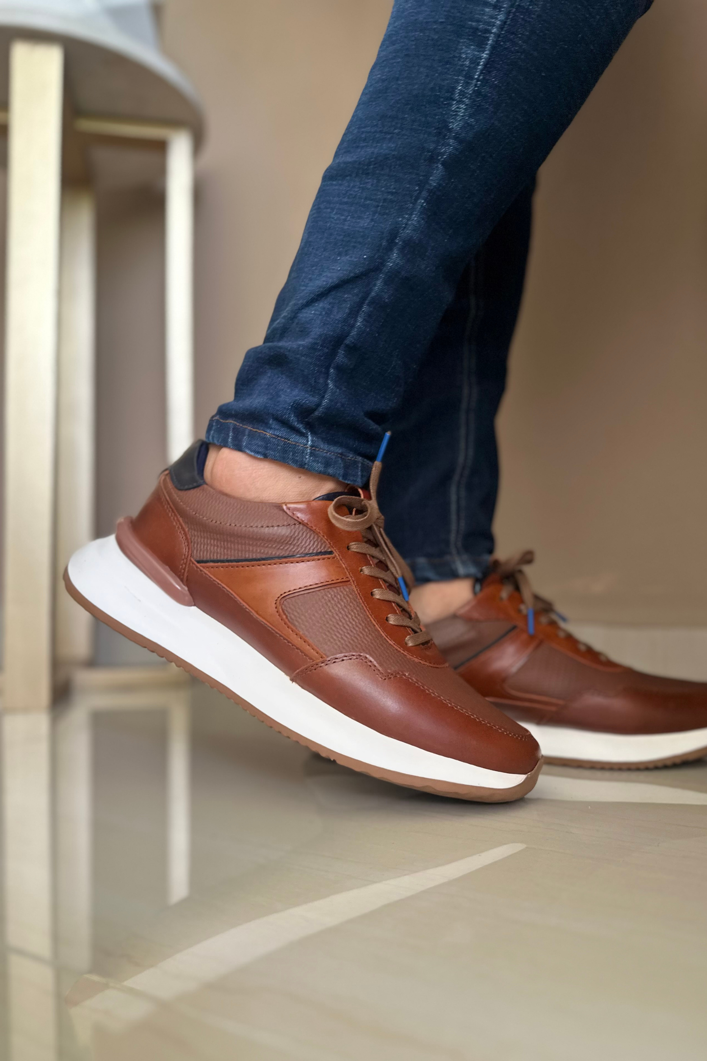 SNEAKER NAY - EN CUERO - PARA HOMBRE - REF: ADO 6488