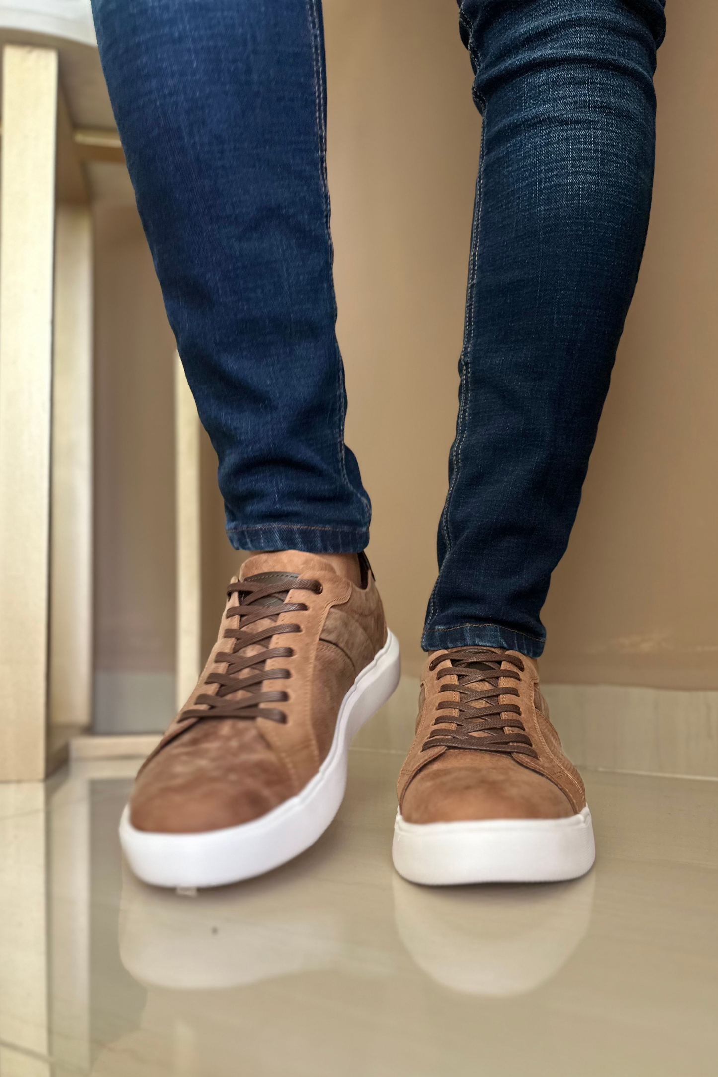 SNEAKER OLISE - EN CUERO - PARA HOMBRE - REF: 3220
