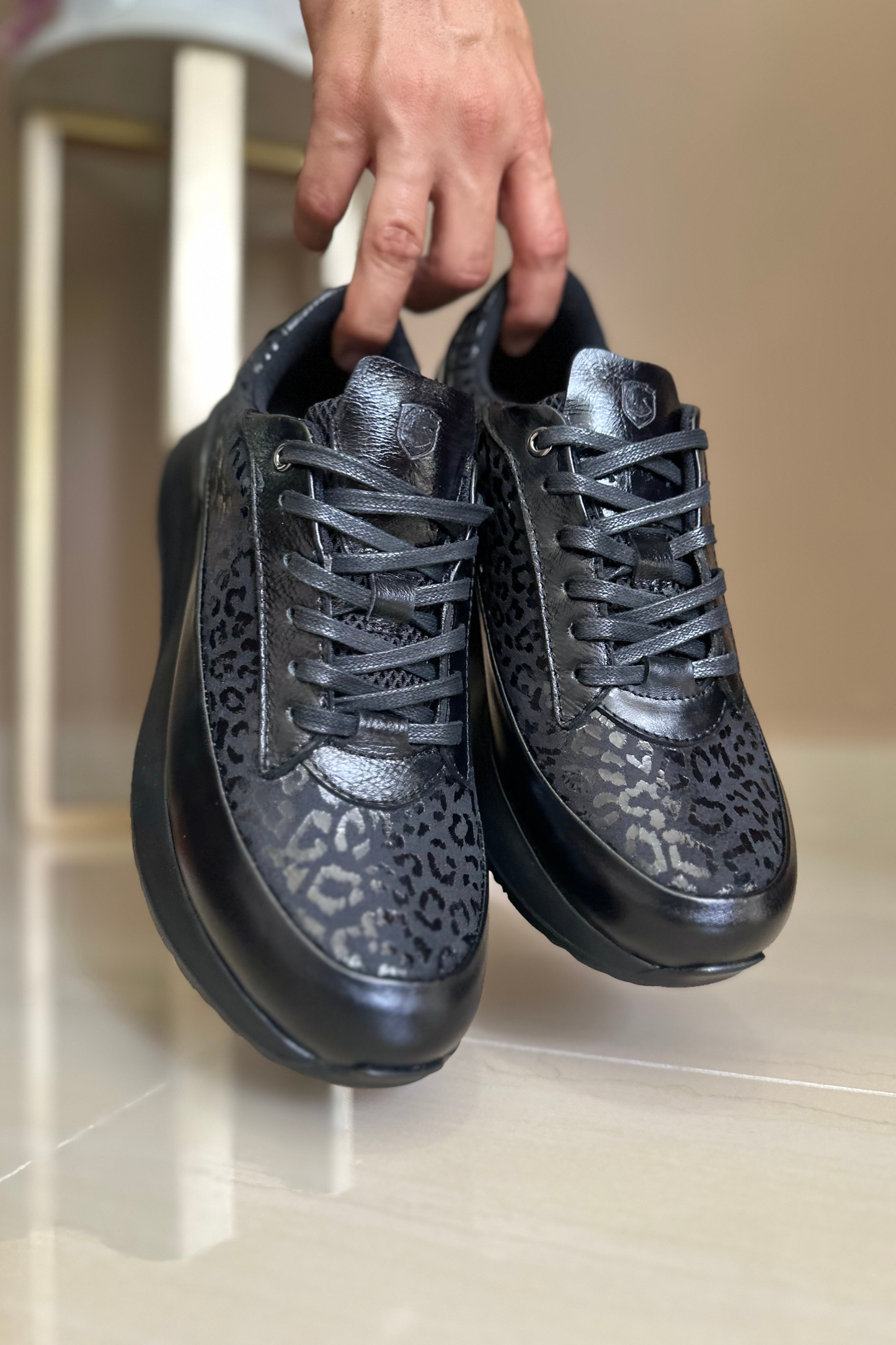 SNEAKER FIRE - EN CUERO - PARA HOMBRE - REF: 2170