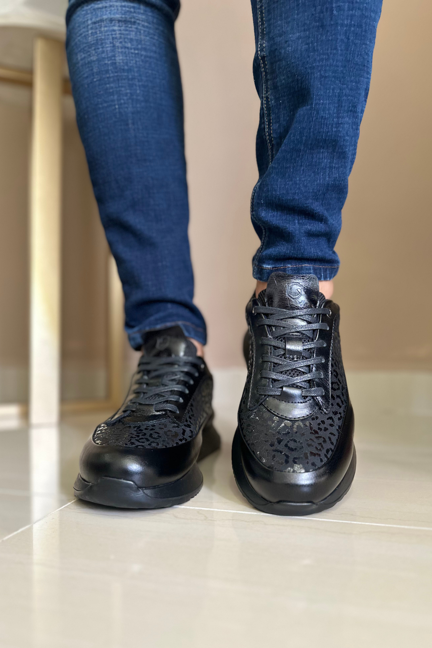 SNEAKER FIRE - EN CUERO - PARA HOMBRE - REF: 2170