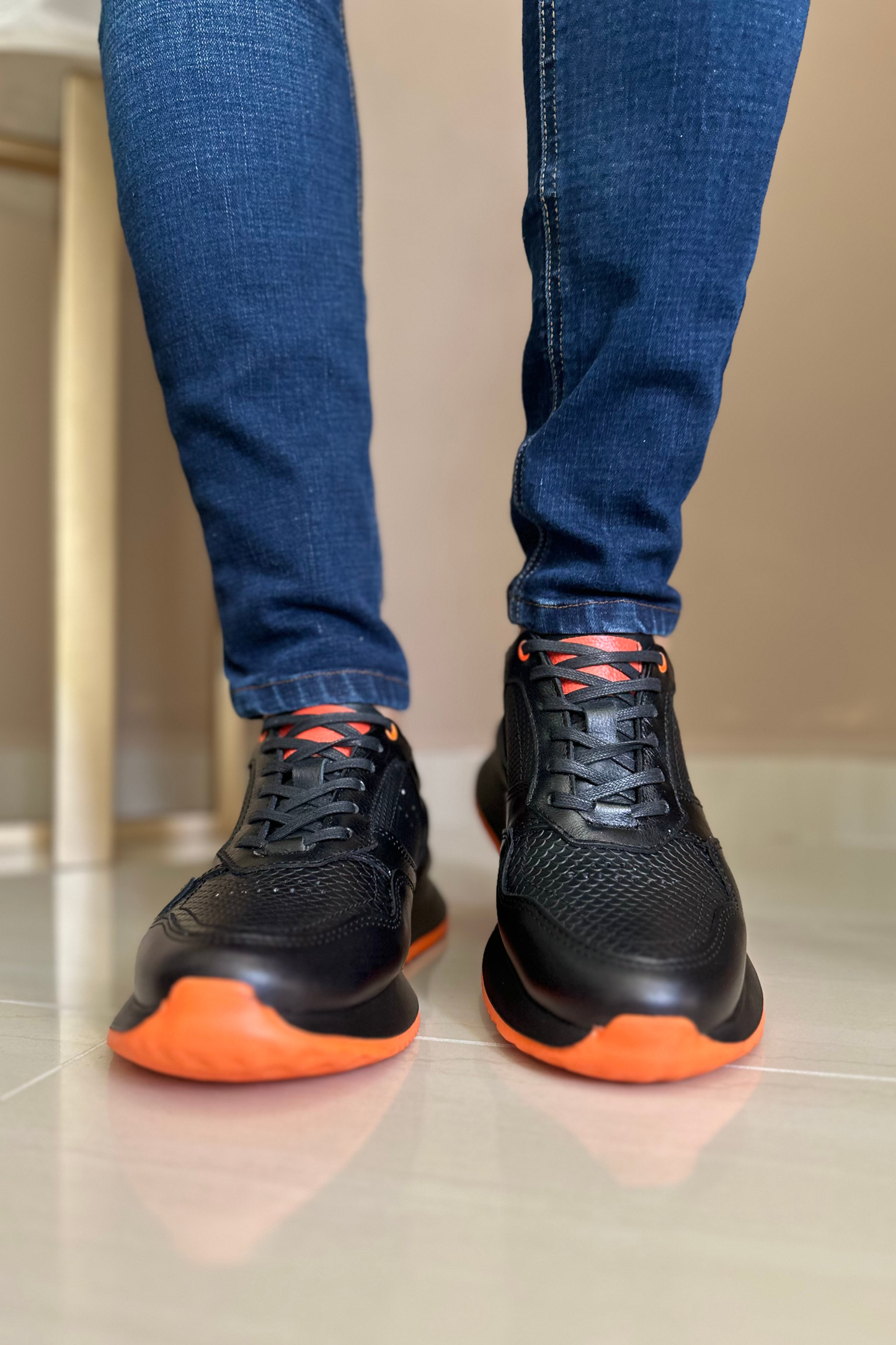 SNEAKER NIKO - EN CUERO - PARA HOMBRE - REF: ANT D12