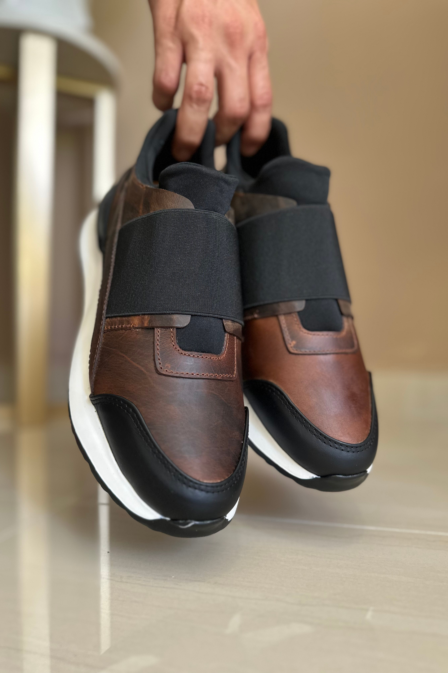 SNEAKERS LITTLE - PARA HOMBRE - EN CUERO REF: D17