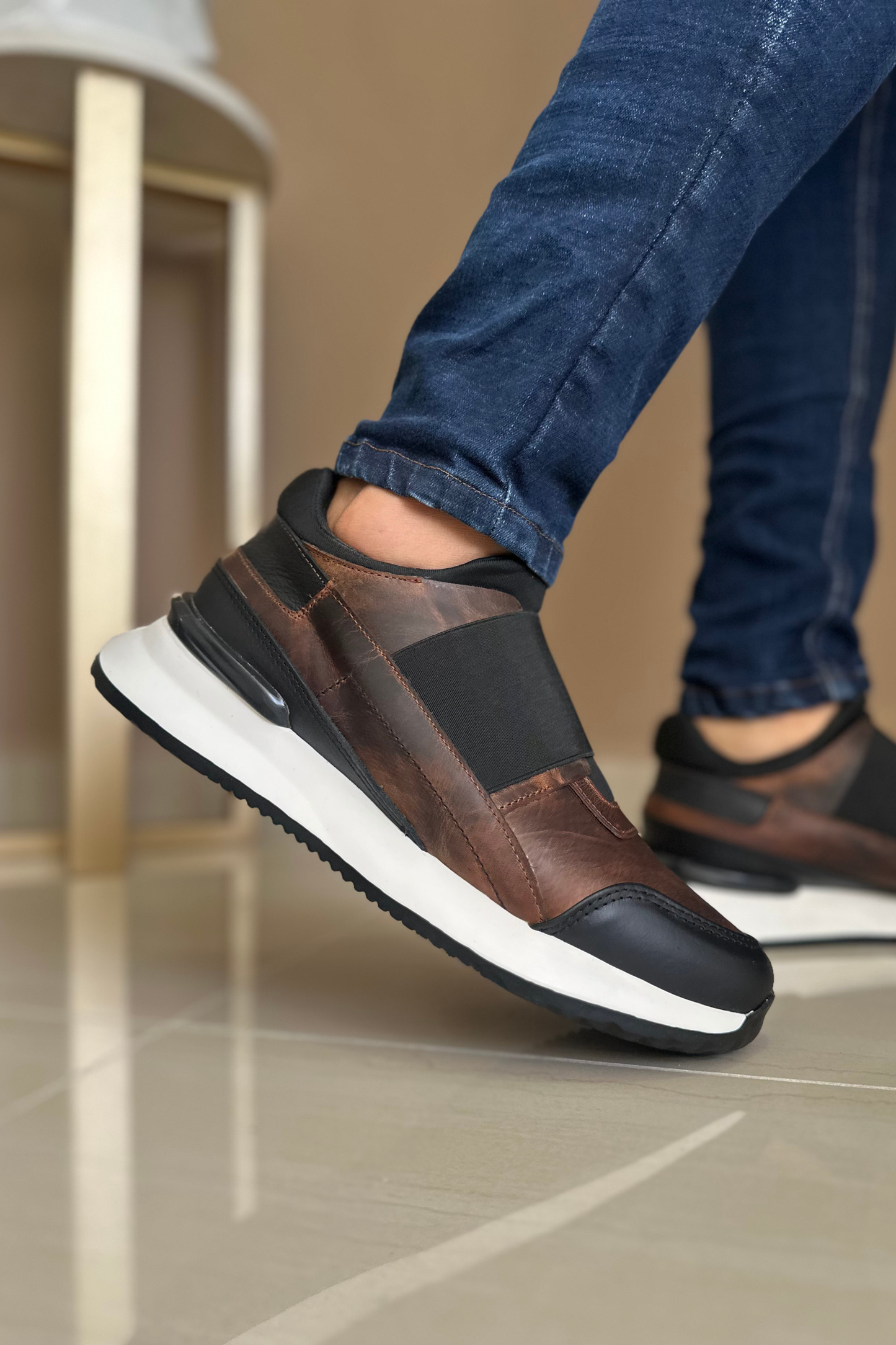 SNEAKERS LITTLE - PARA HOMBRE - EN CUERO REF: D17
