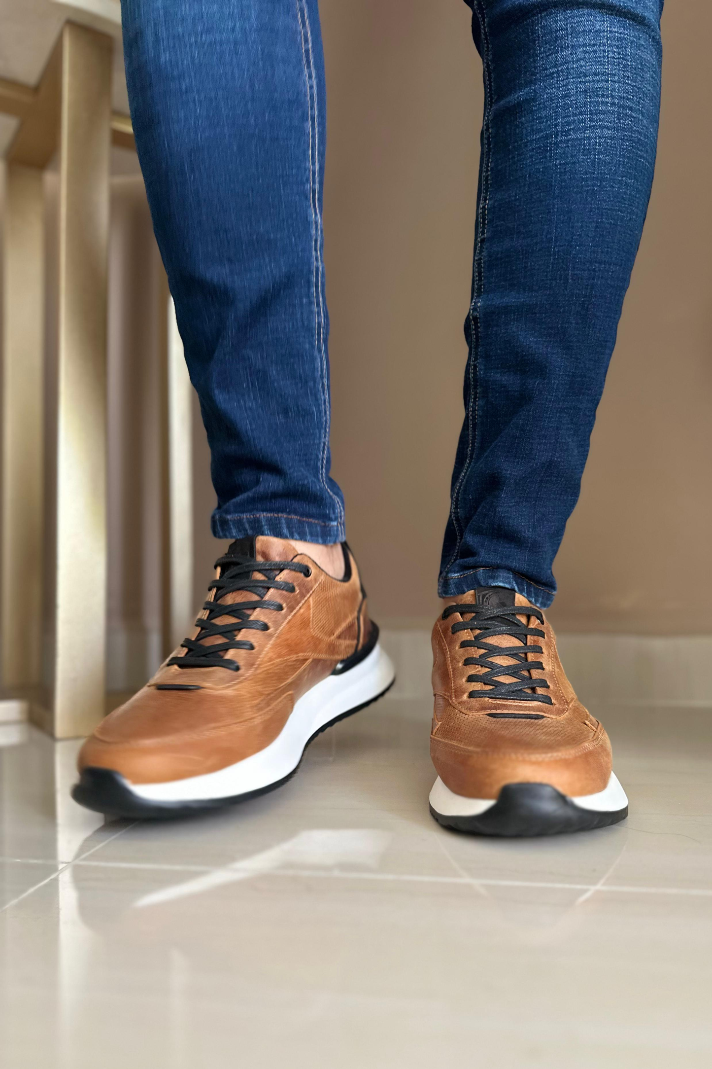 SNEAKER BERGEN - PARA HOMBRE - EN CUERO - REF: ESPECIAL3223