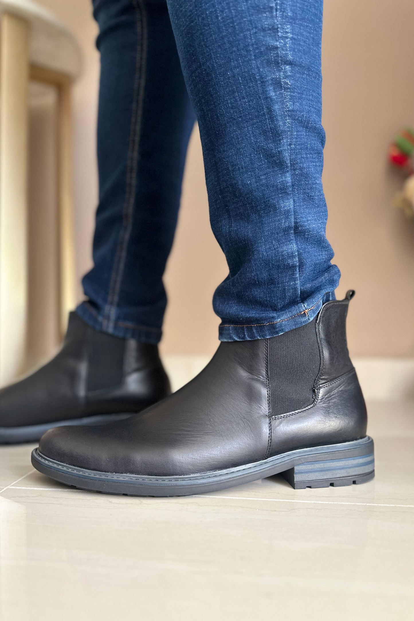 BOTA LOCK - EN CUERO - PARA HOMBRE