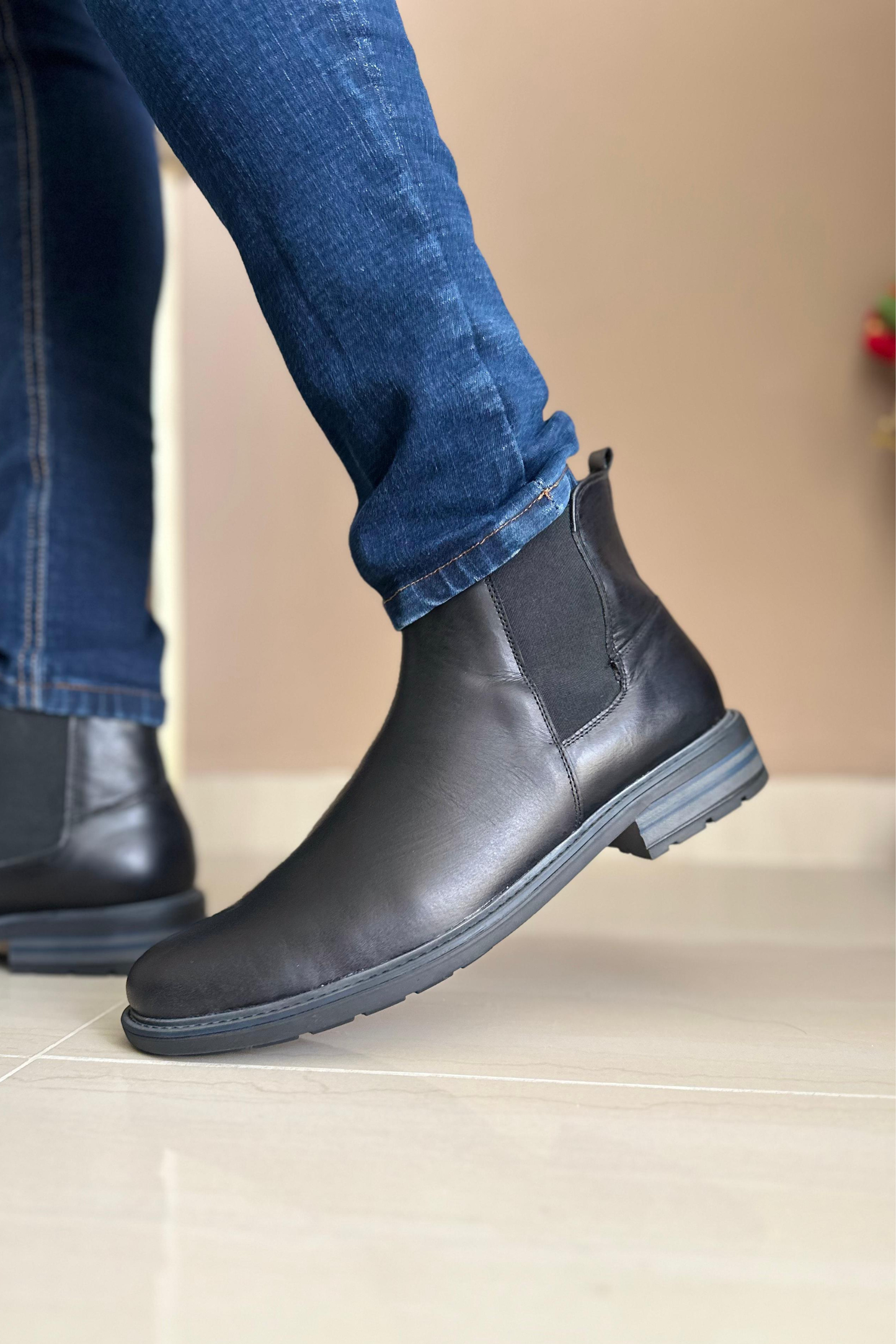 BOTA LOCK - EN CUERO - PARA HOMBRE