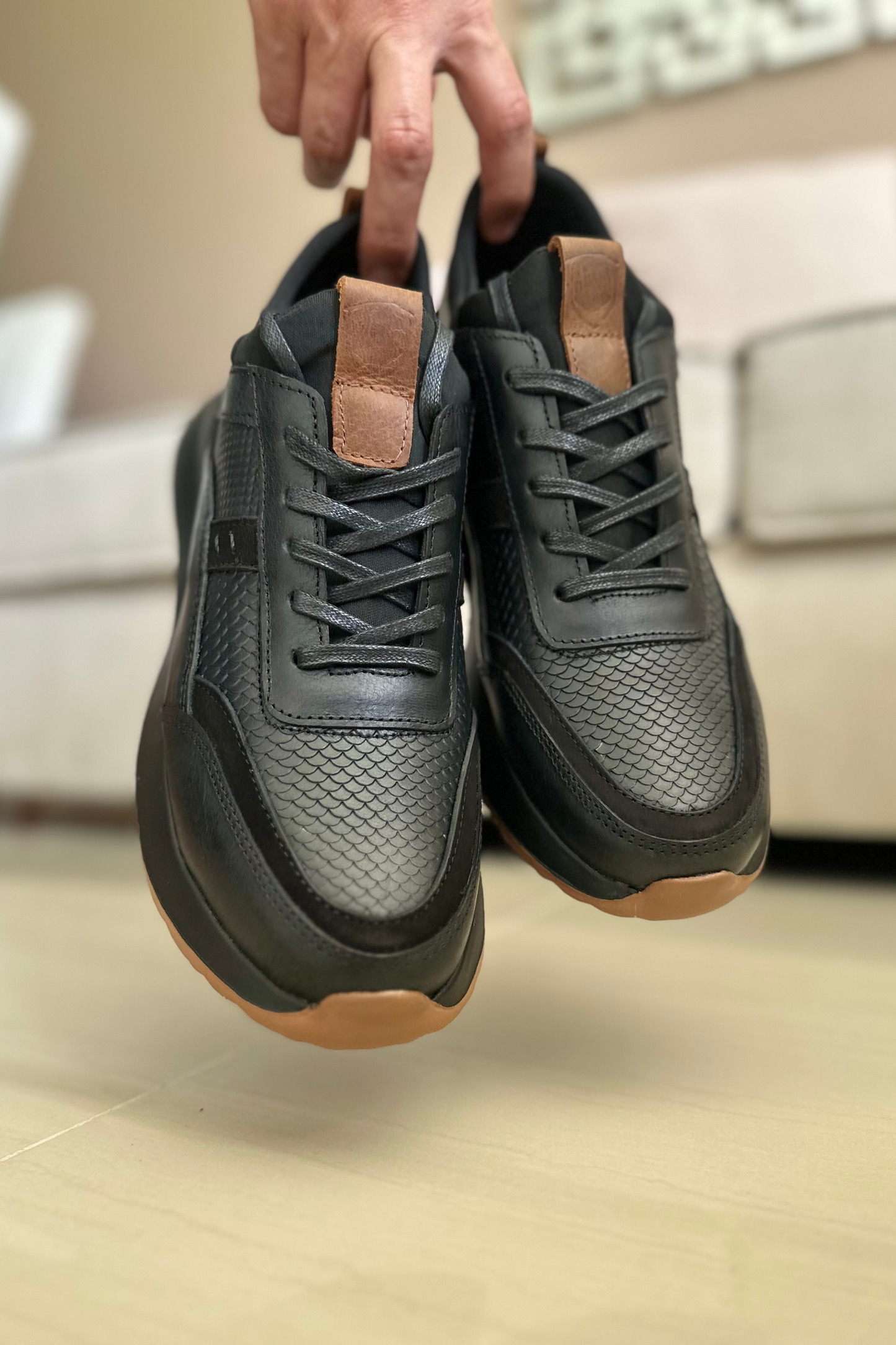 SNEAKER DINAMITE - EN CUERO - PARA HOMBRE - REF: 3217