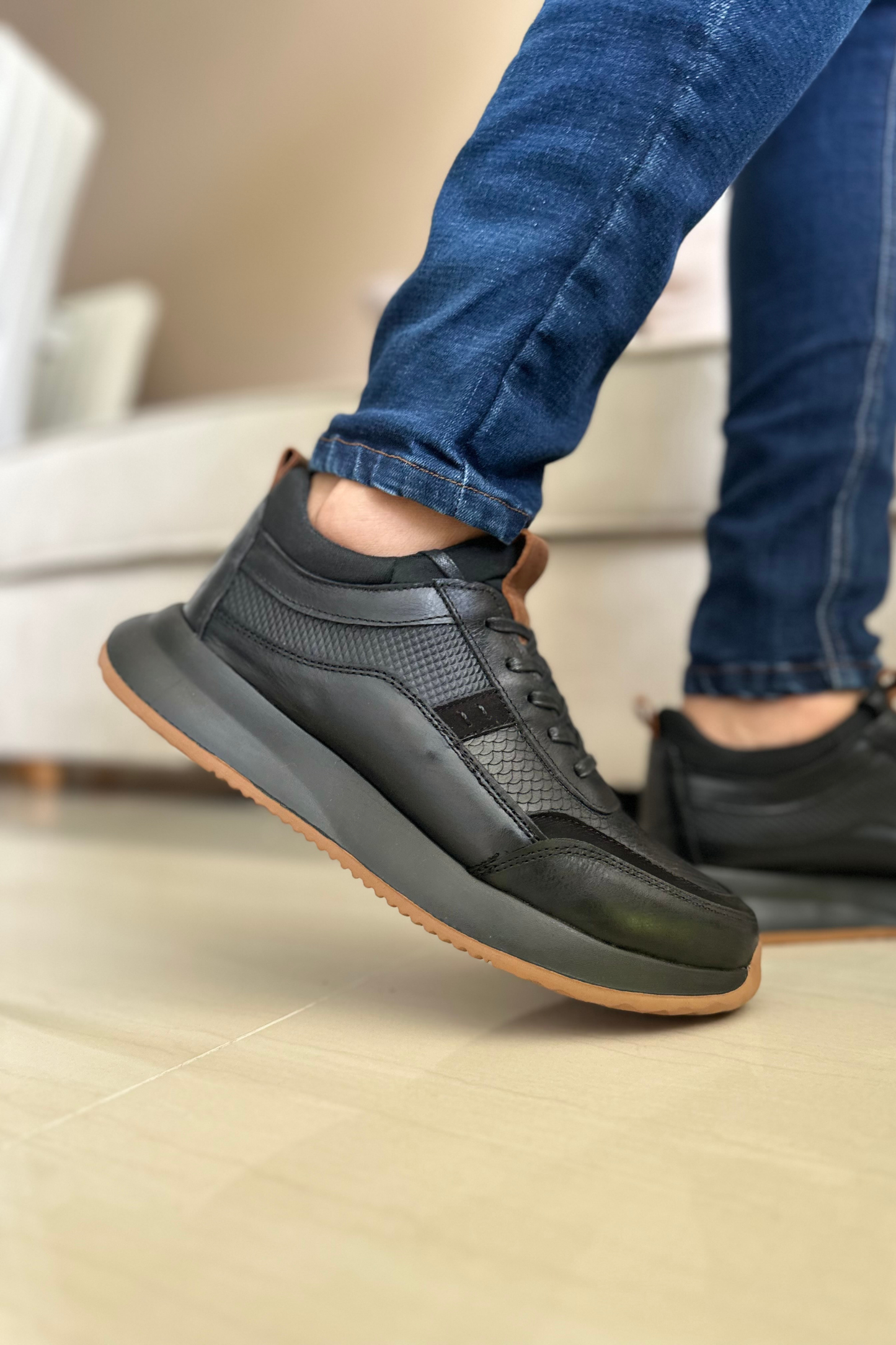 SNEAKER DINAMITE - EN CUERO - PARA HOMBRE - REF: 3217