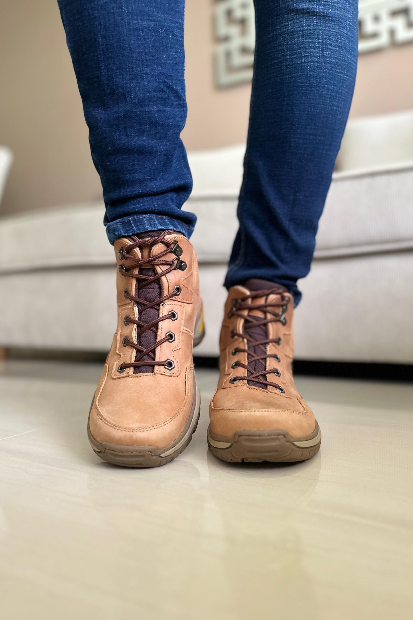 BOTA NESUKI - EN CUERO - PARA HOMBRE 3280
