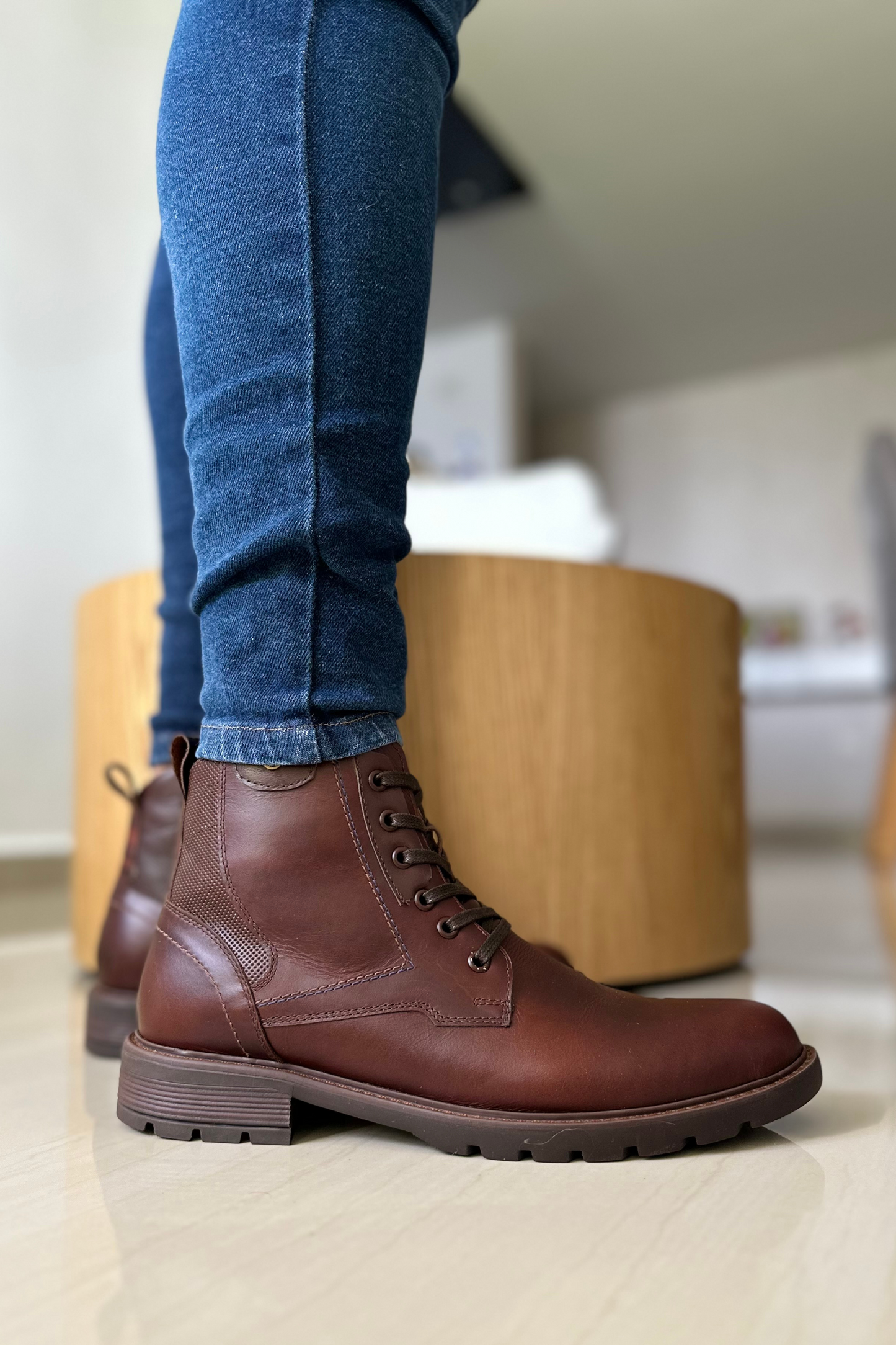 BOTAS SKILL -  PARA HOMBRE - CUERO