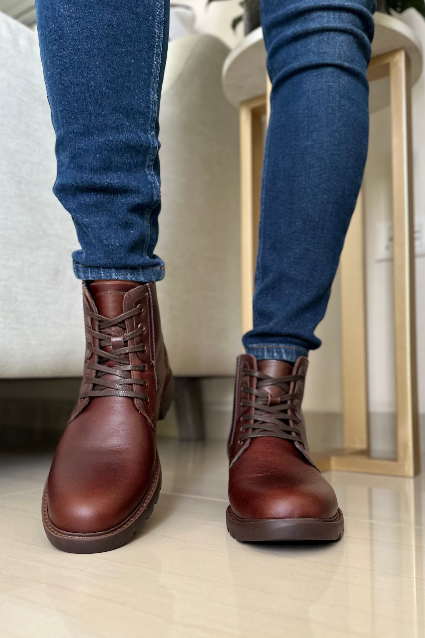 BOTAS SKILL -  PARA HOMBRE - CUERO